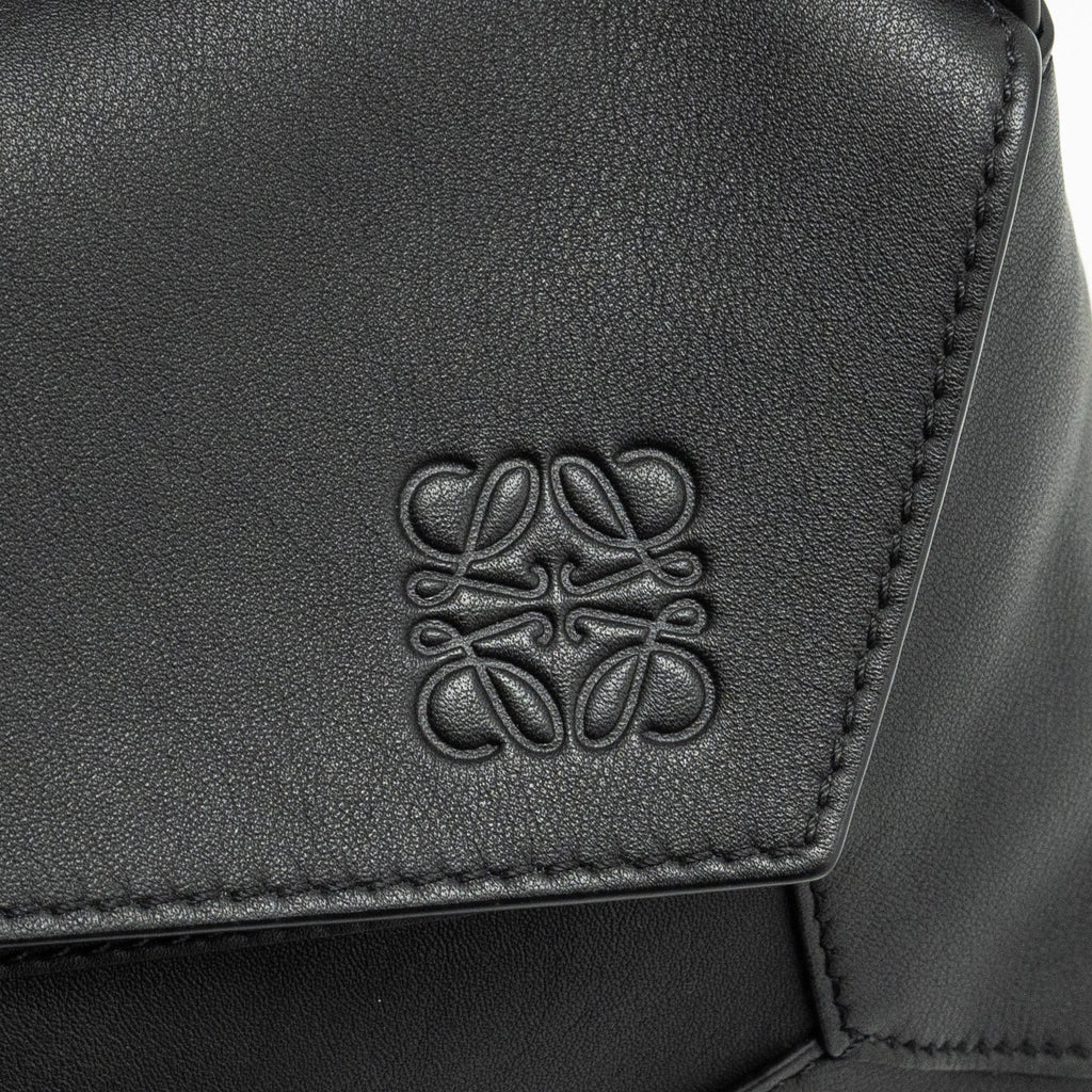 loewe-puzzle-hobo-bag-calfskin-black-ghw
