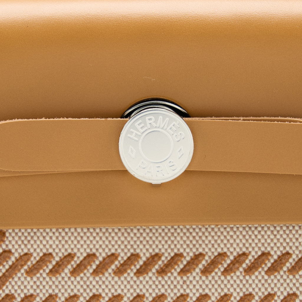 hermes-herbag-zip-31-toile-en-relief-canvas-leather-brides-sable-ecru-beige-nat-sable-shw-stamp-z