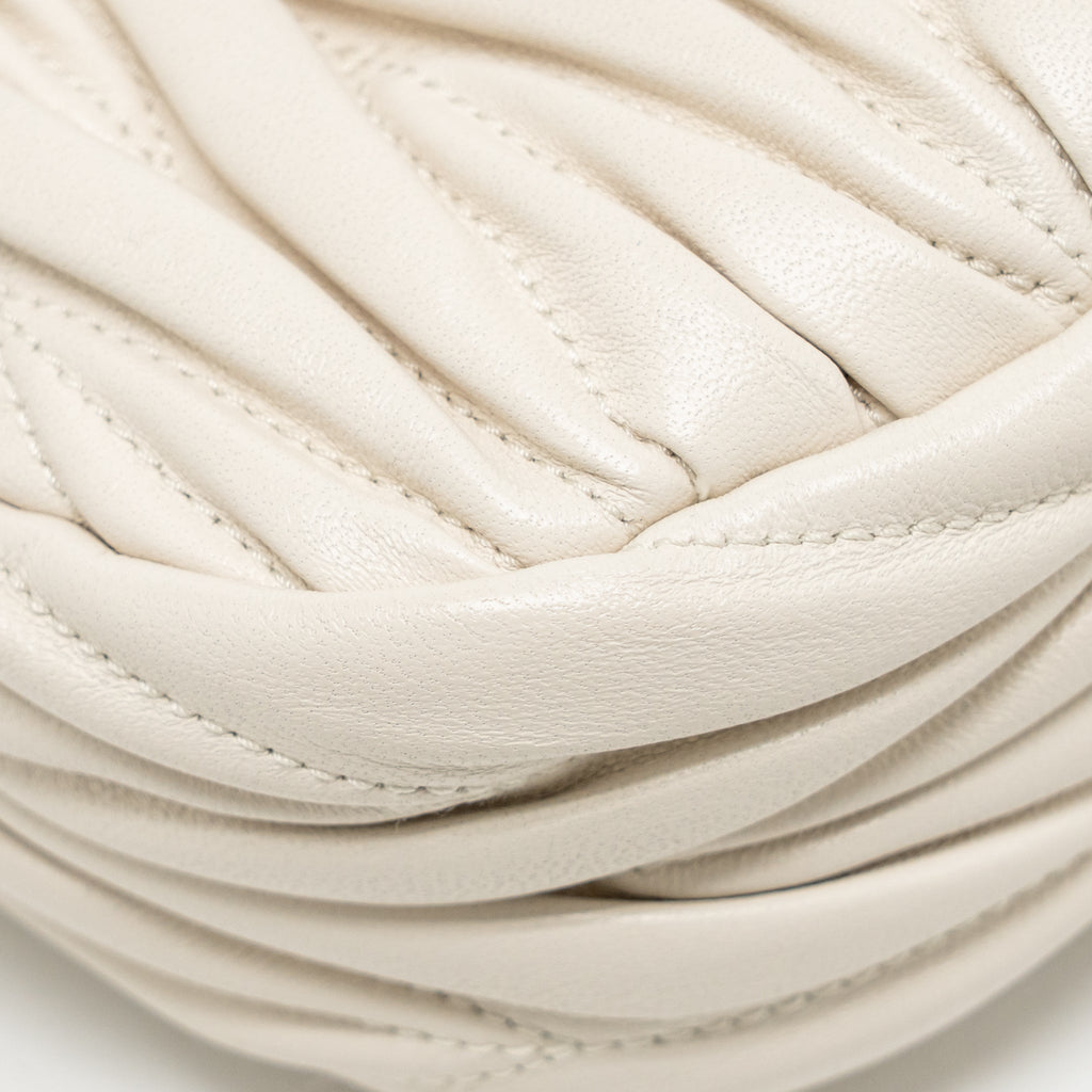 miu-miu-wander-matelasse-mini-hobo-bag-nappa-lambskin-white-ghw