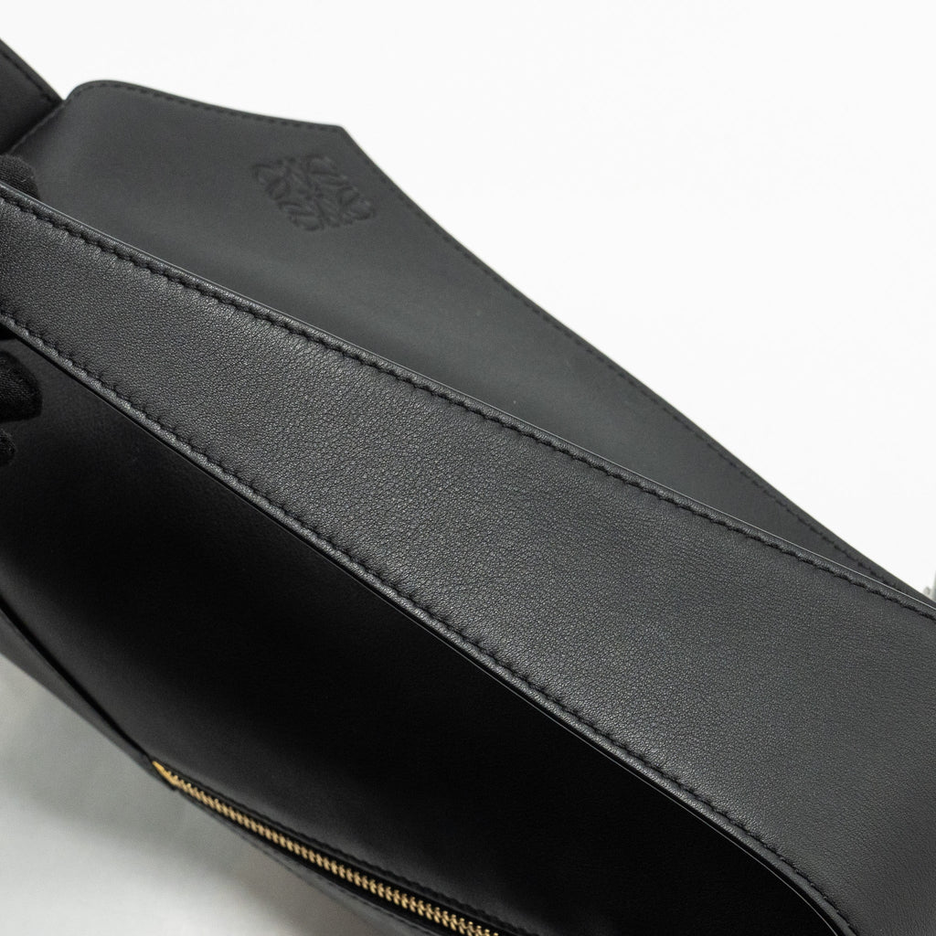 loewe-puzzle-hobo-bag-calfskin-black-ghw