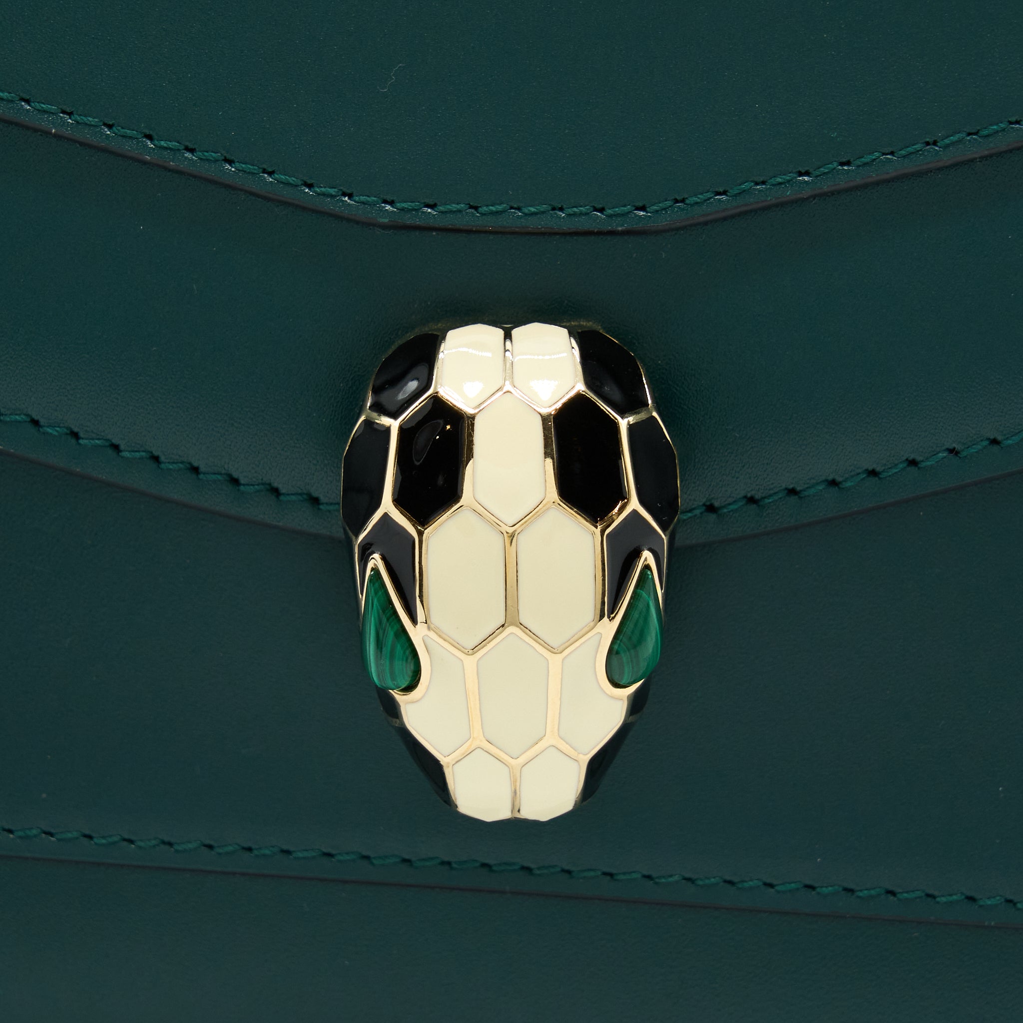 bvlgari-serpenti-forever-chain-bag-calfskin-green-lghw