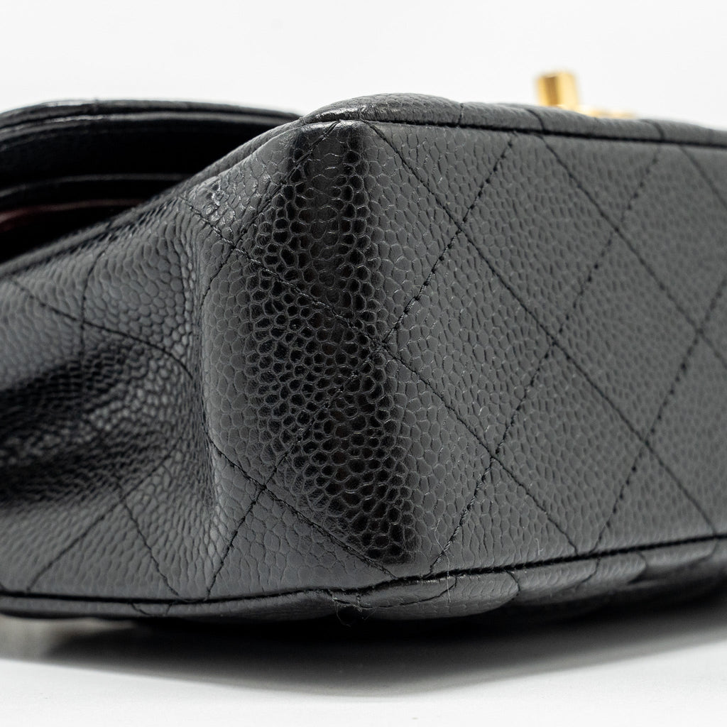 chanel-small-classic-double-flap-bag-caviar-black-ghw-5