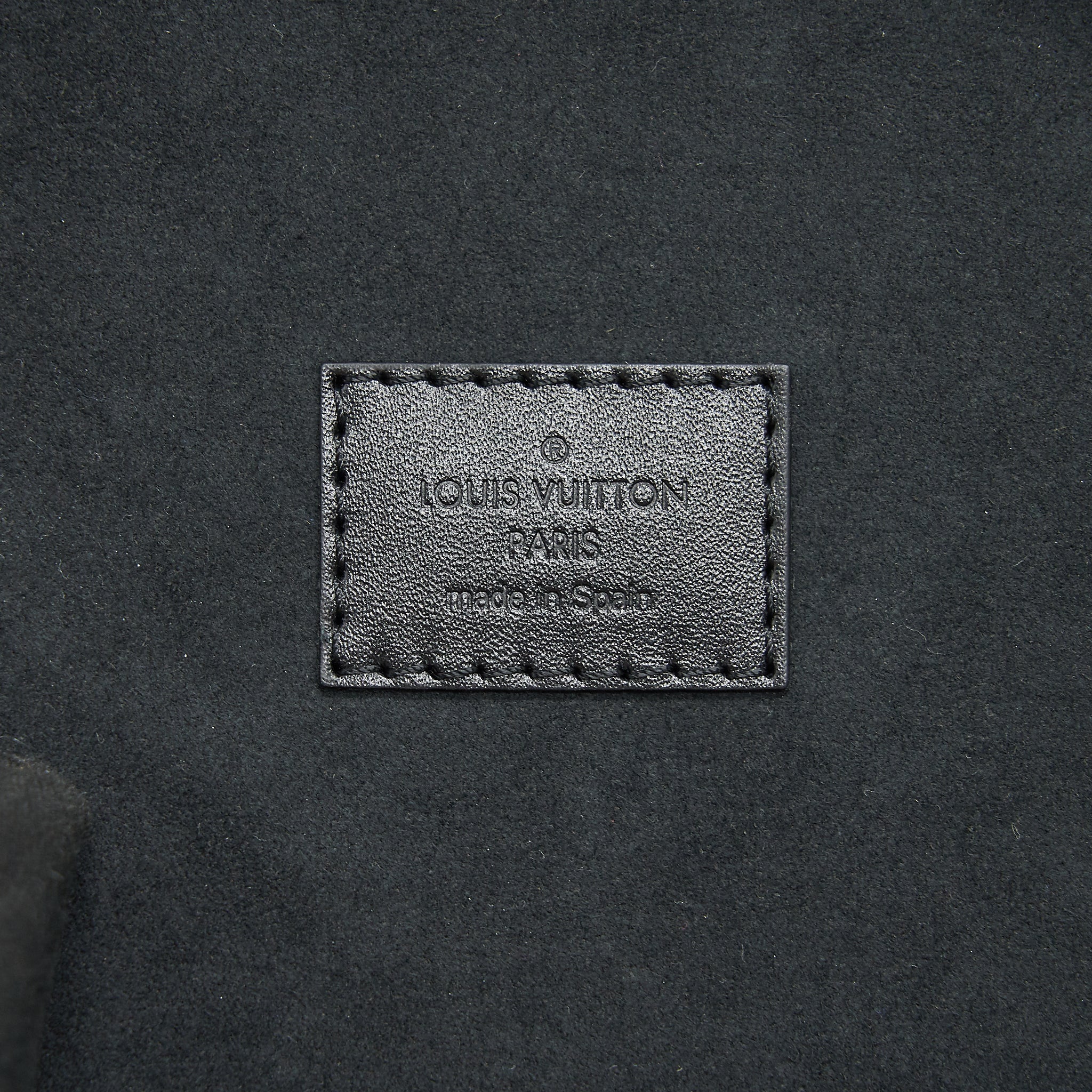 louis-vuitton-cannes-monogram-reverse-canvas-4