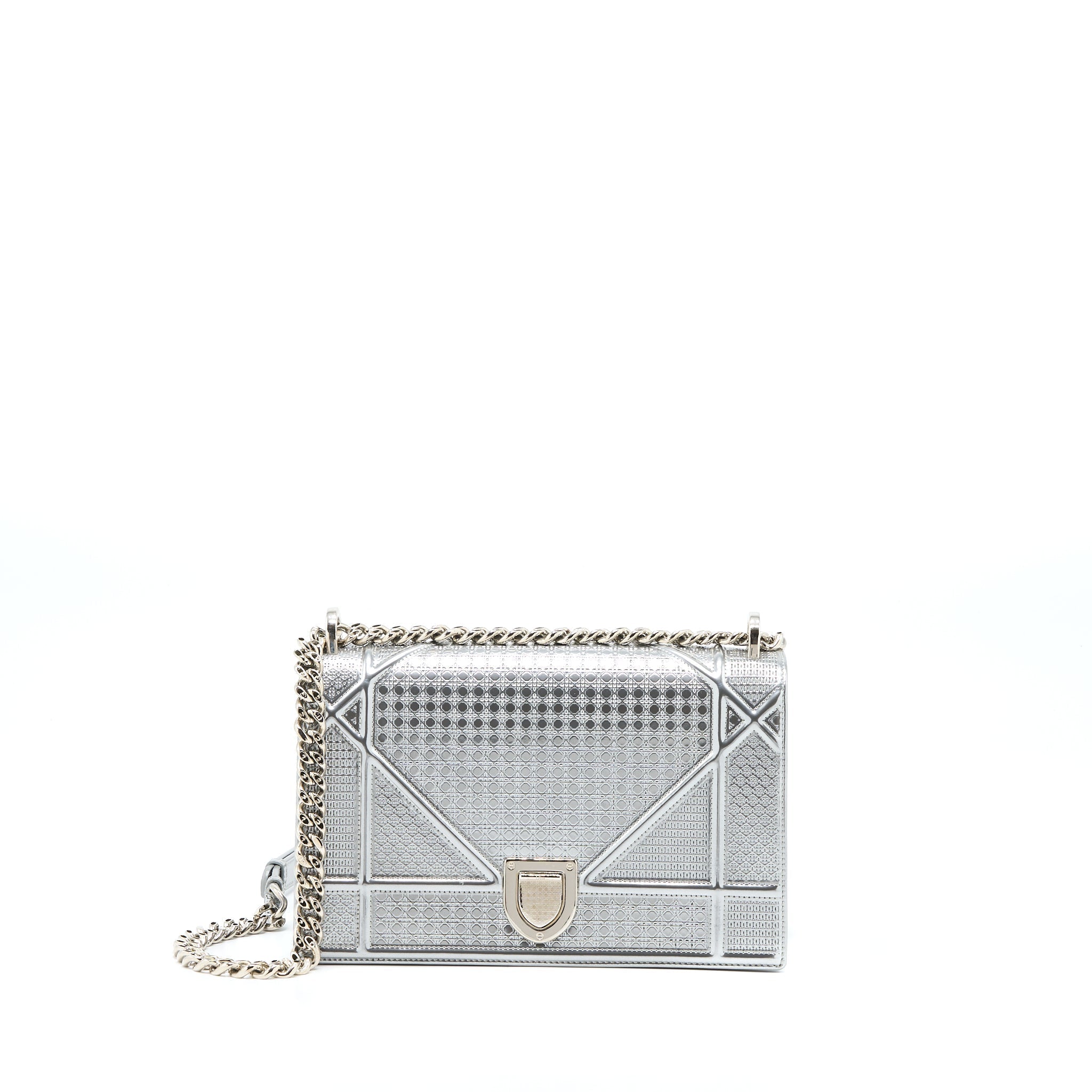dior-medium-diorma-bag-in-metallic-silver-shw