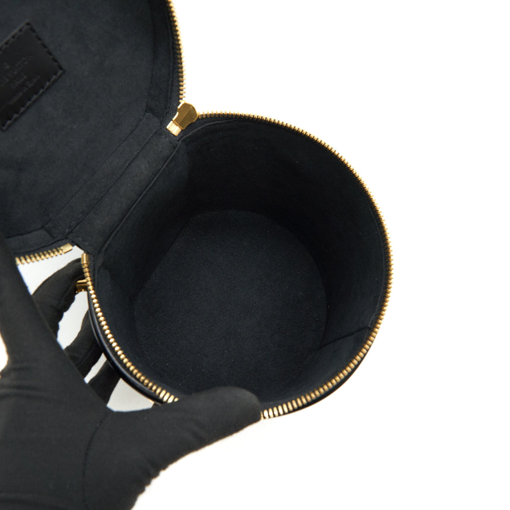 louis-vuitton-cannes-monogram-reverse-canvas-2019