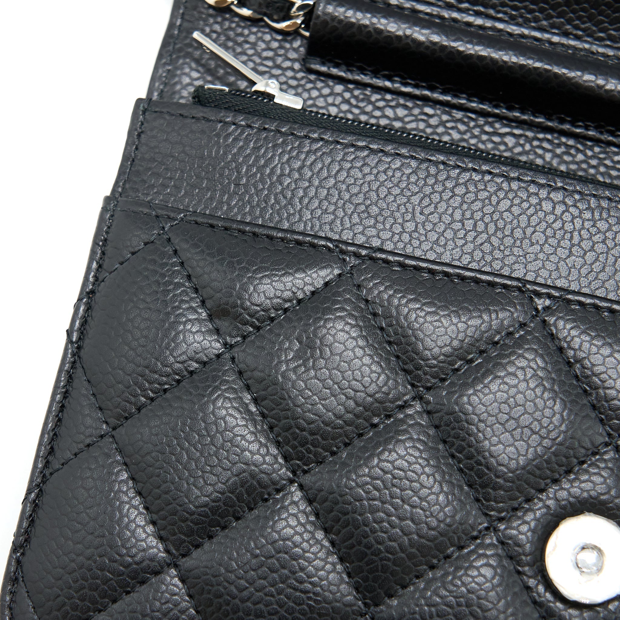 chanel-classic-wallet-on-chain-caviar-black-shw-microchip-5