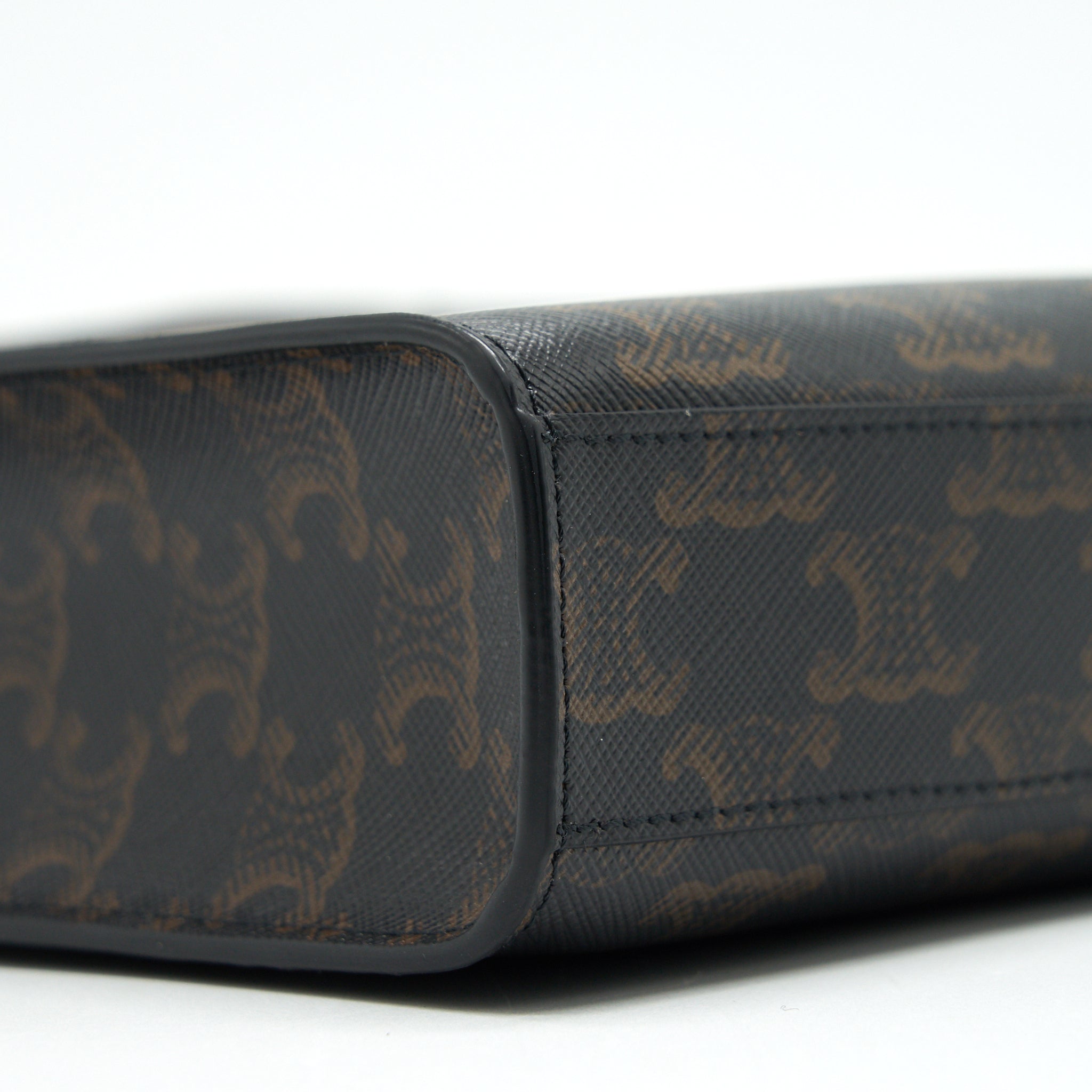 celine-mini-vertical-cabas-in-triomphe-canvas