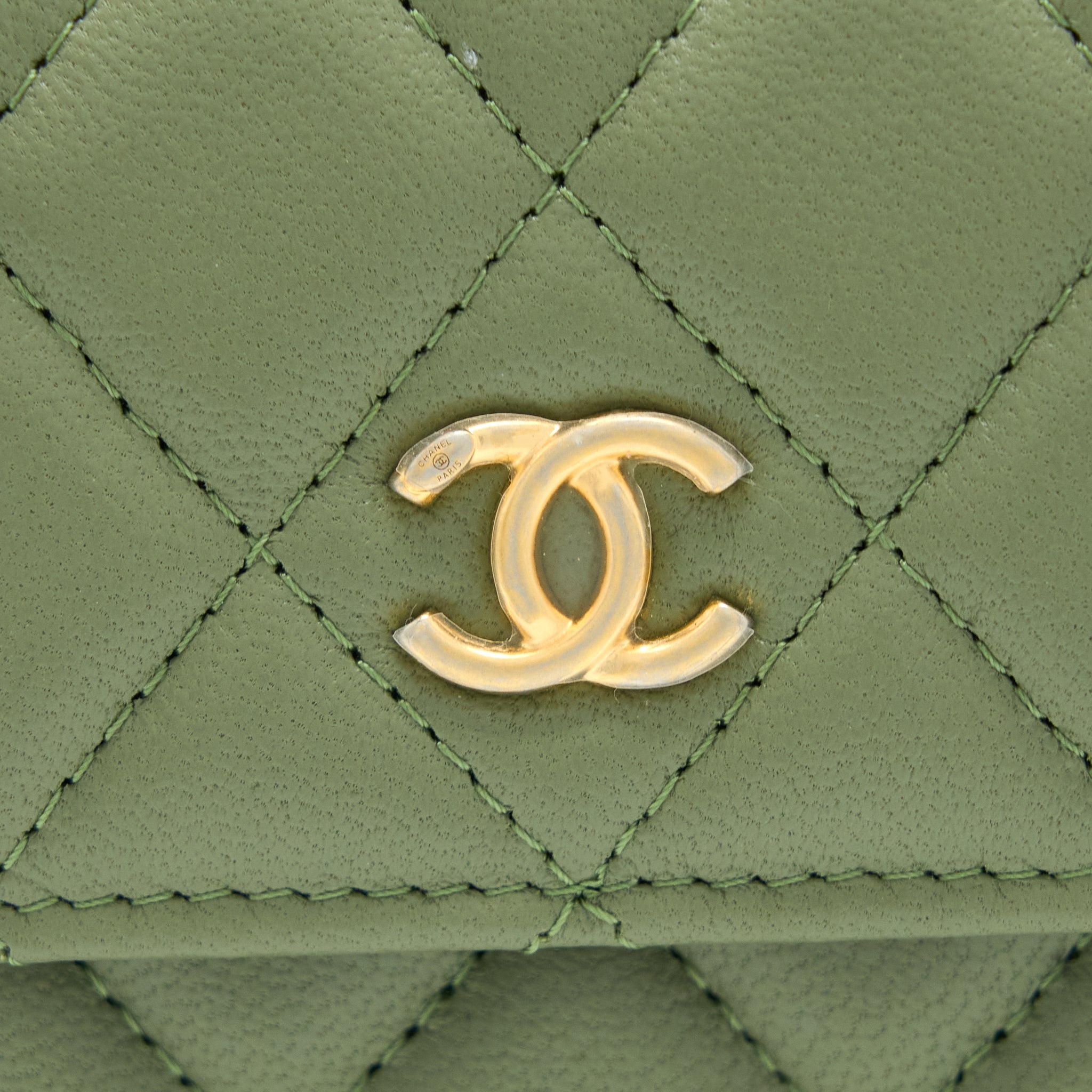 chanel-pearl-crush-mini-flap-bag-lambskin-green-ghw