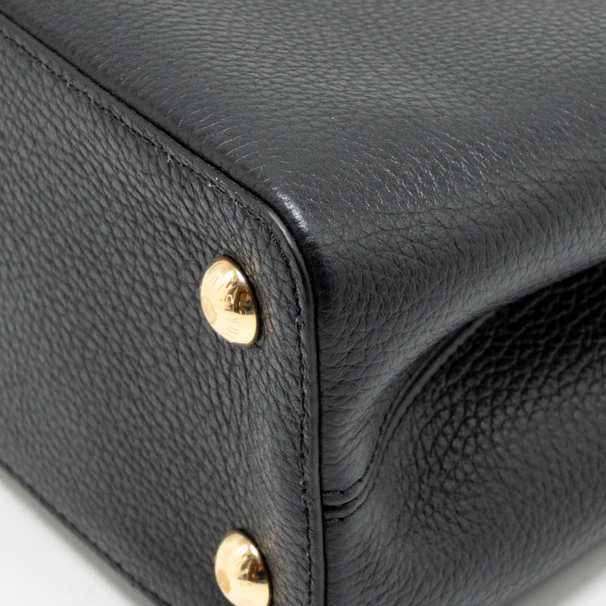 louis-vuitton-capucines-mm-taurillon-leather-black-ghw-1