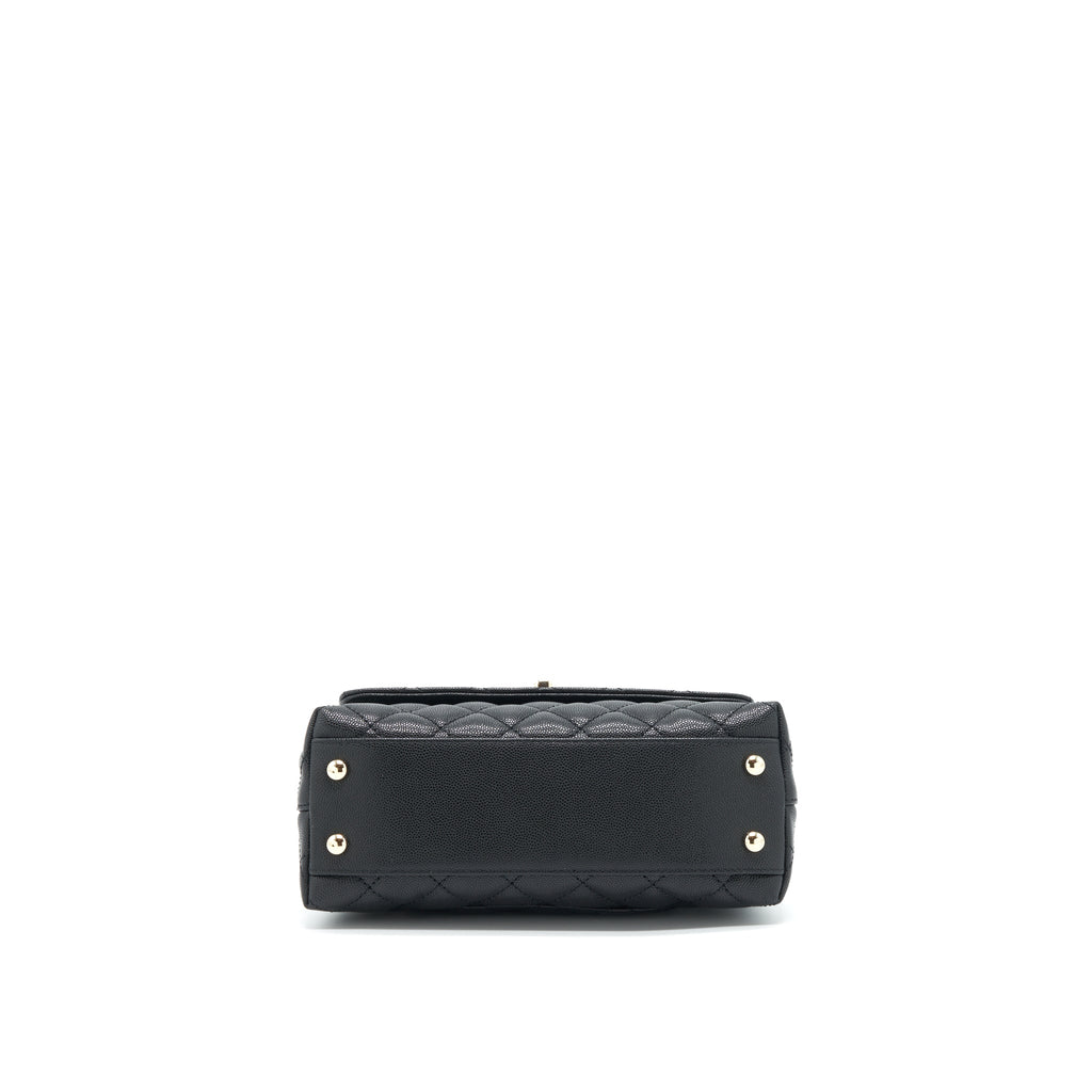 chanel-22p-small-coco-handle-caviar-black-lghw-microchip-1