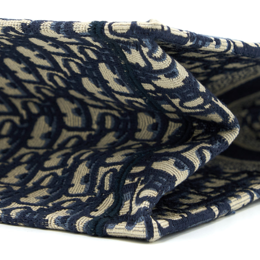dior-large-book-tote-blue-oblique-jacquard