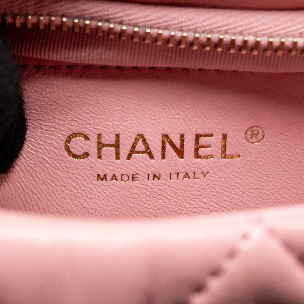 chanel-22k-hobo-bag-with-logo-chain-lambskin-pink-ghw-microchip