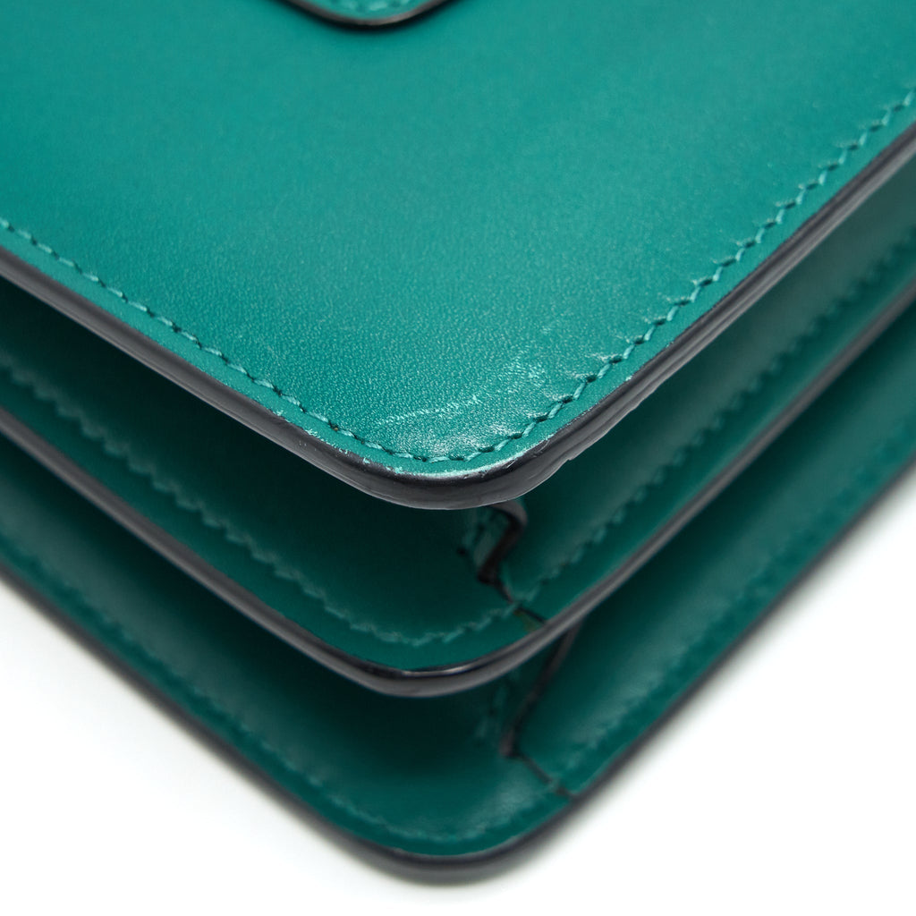 bvlgari-top-handle-serpenti-forever-bag-green