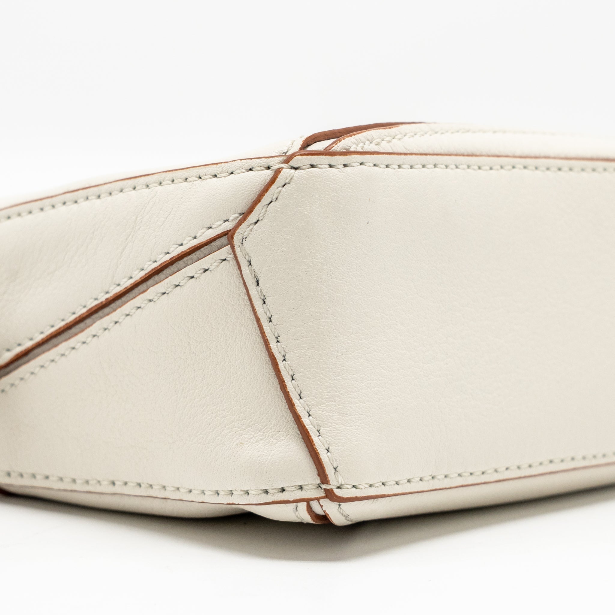 loewe-nano-puzzle-bag-calfskin-white-shw