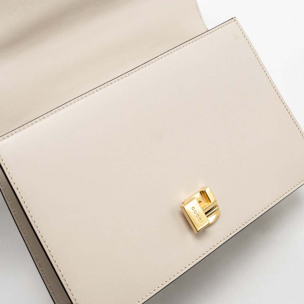 gucci-medium-sylvie-calfskin-white-ghw