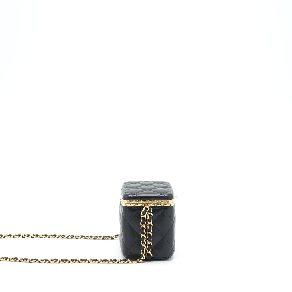 chanel-22s-small-clic-flap-vanity-with-chain-lambskin-black-lghw