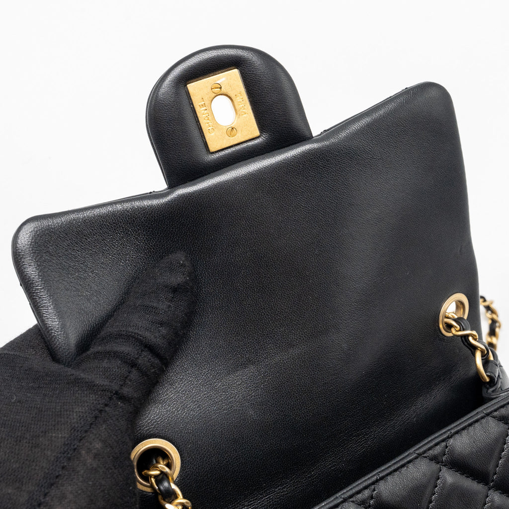 chanel-pearl-crush-mini-square-flap-bag-black