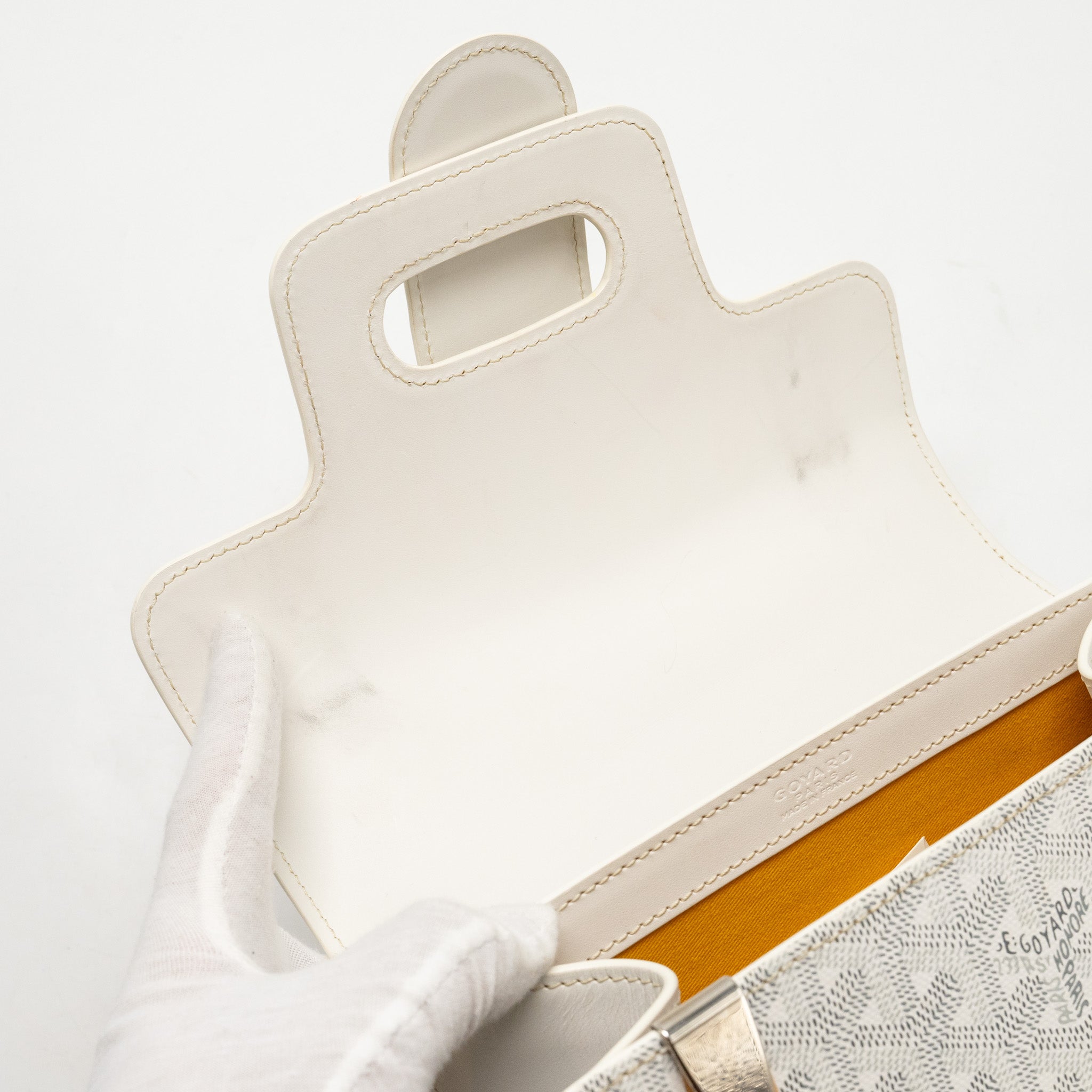 goyard-structured-saigon-pm-calfskin-canvas-white-shw-copy-1