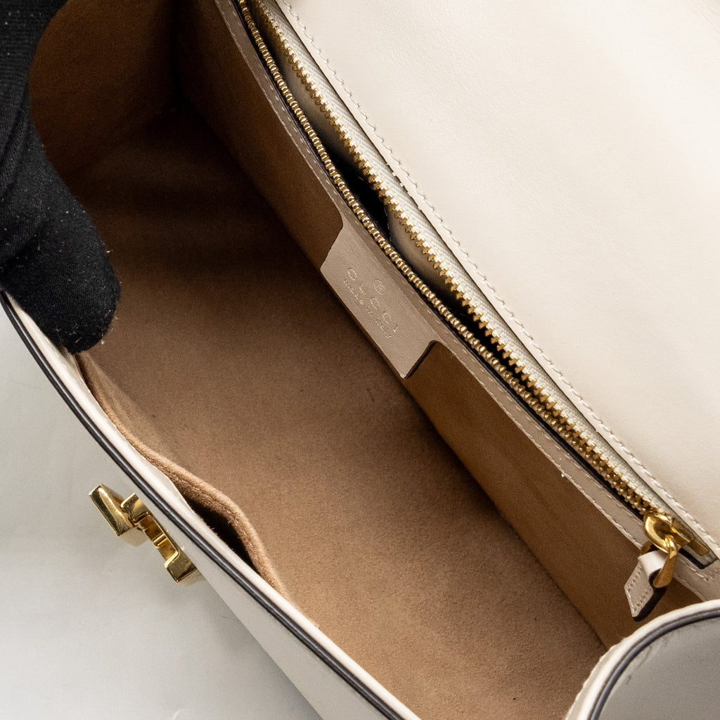 gucci-medium-sylvie-calfskin-white-ghw