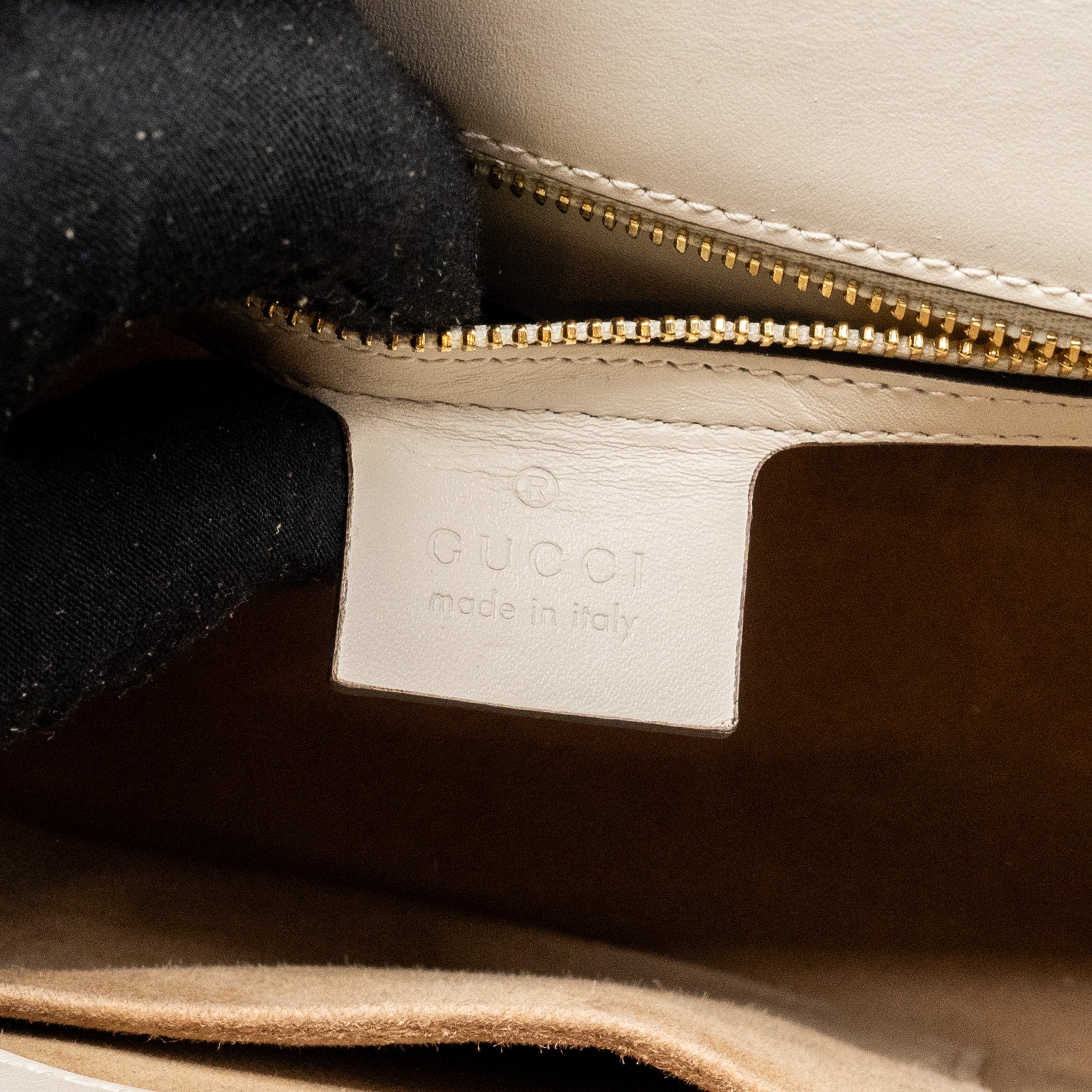 gucci-medium-sylvie-calfskin-white-ghw