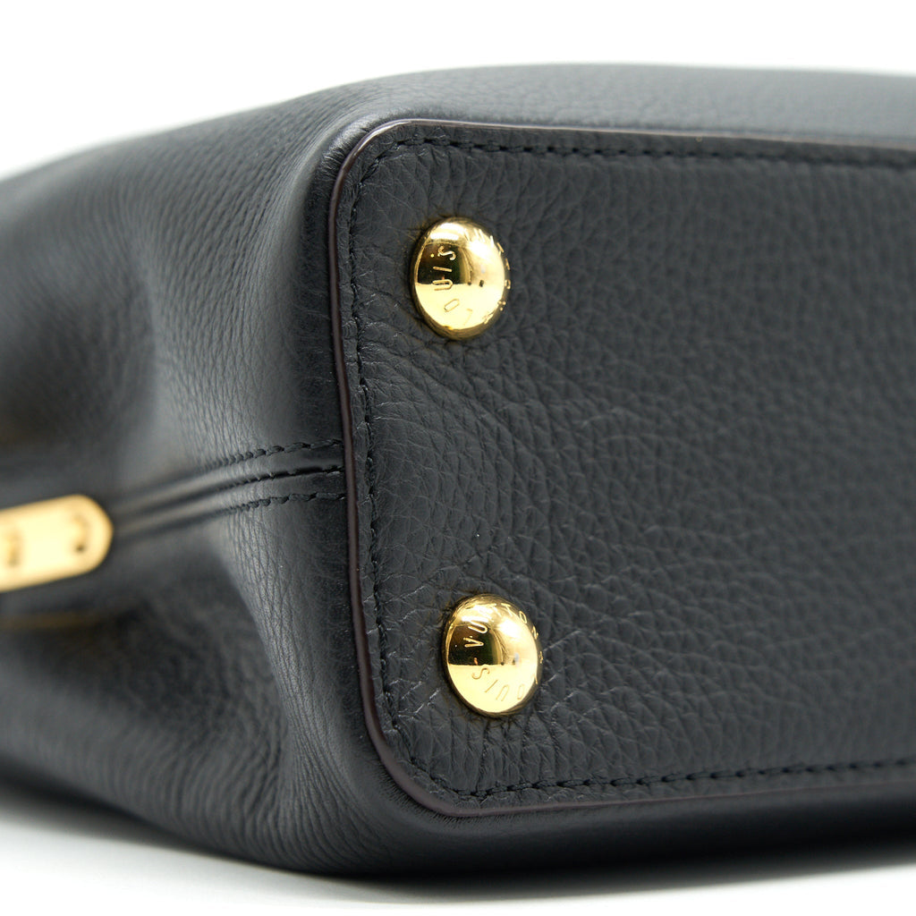 louis-vuitton-capucines-bb-black