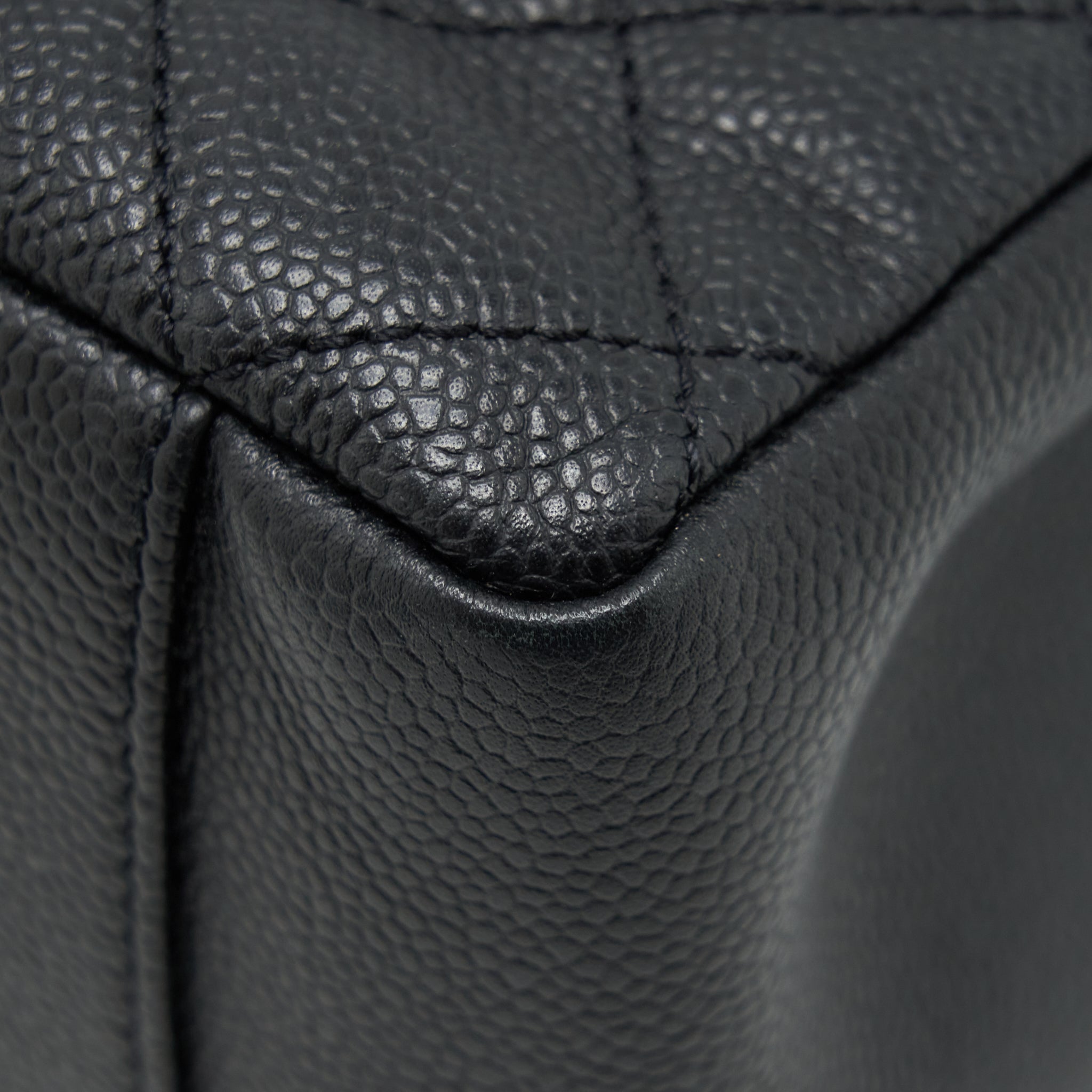 chanel-grand-shopping-bag