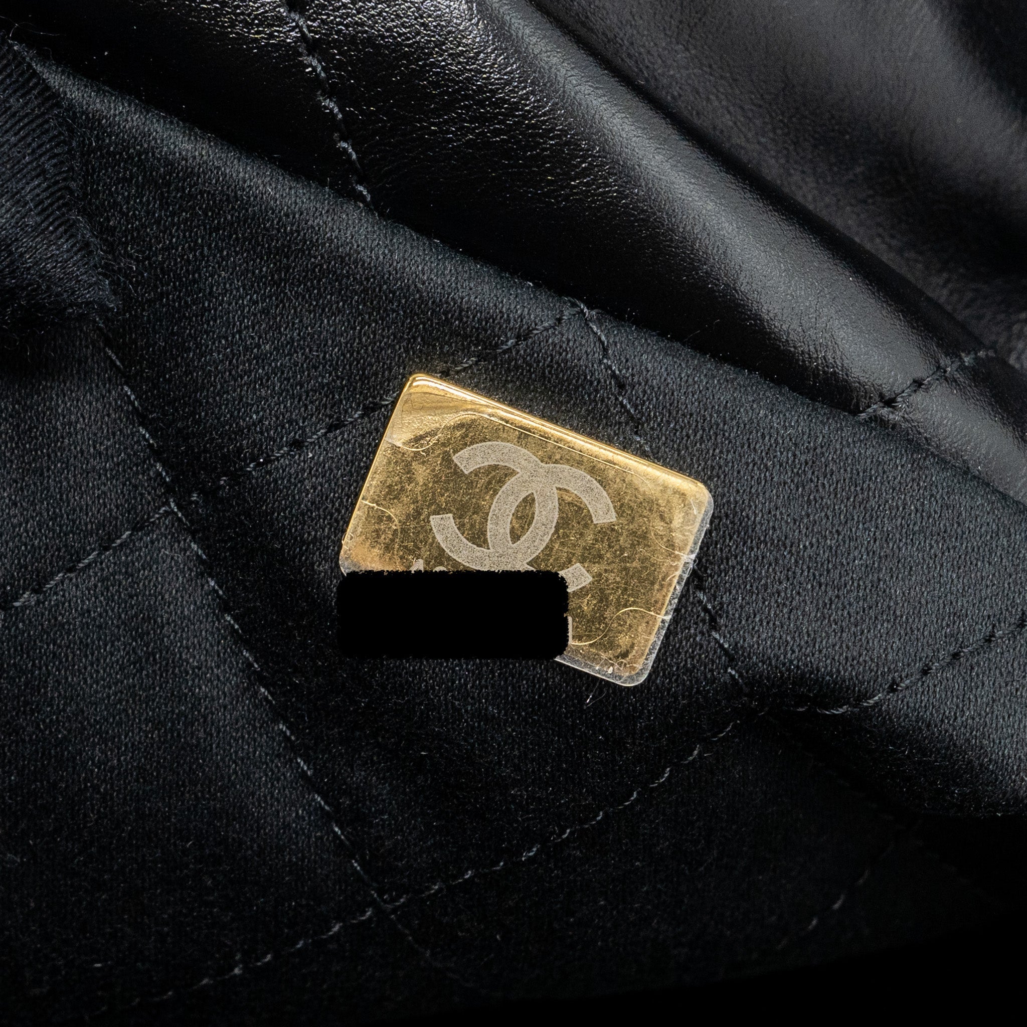 chanel-small-22-bag-gold-letter-shiny-calfskin-black-brushed-ghwmicrochip