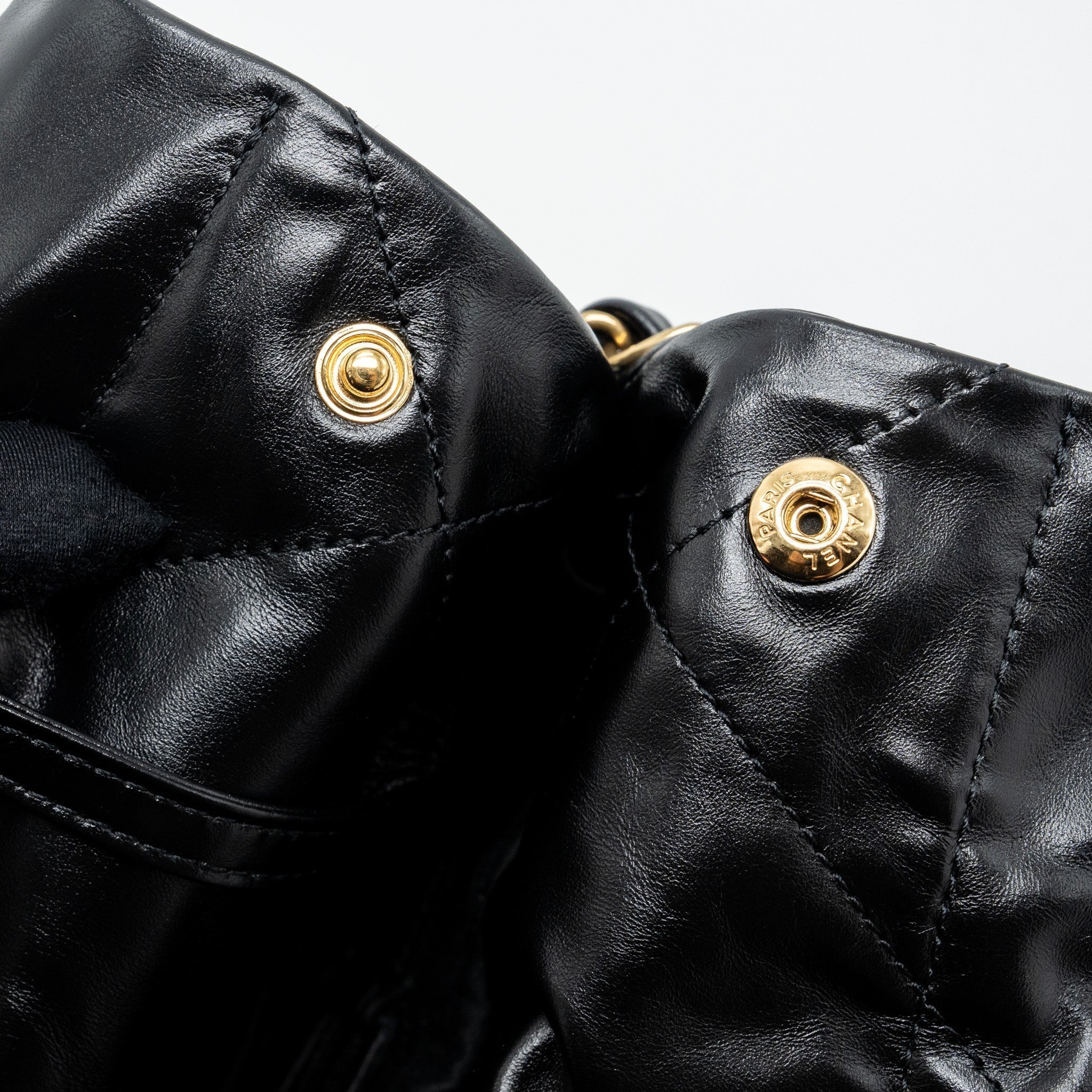 chanel-small-22-bag-gold-letter-shiny-calfskin-black-brushed-ghwmicrochip