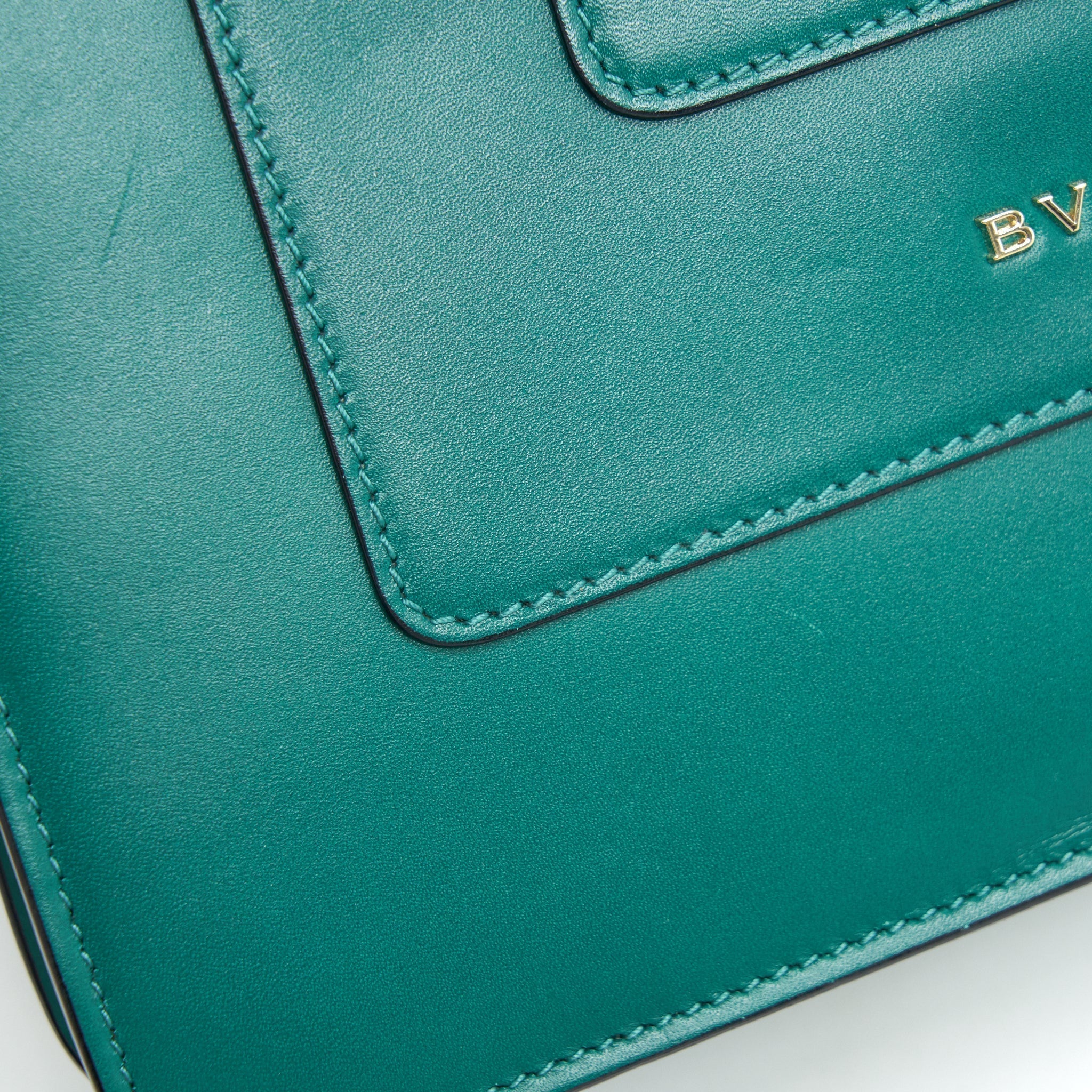 bvlgari-top-handle-serpenti-forever-bag-green