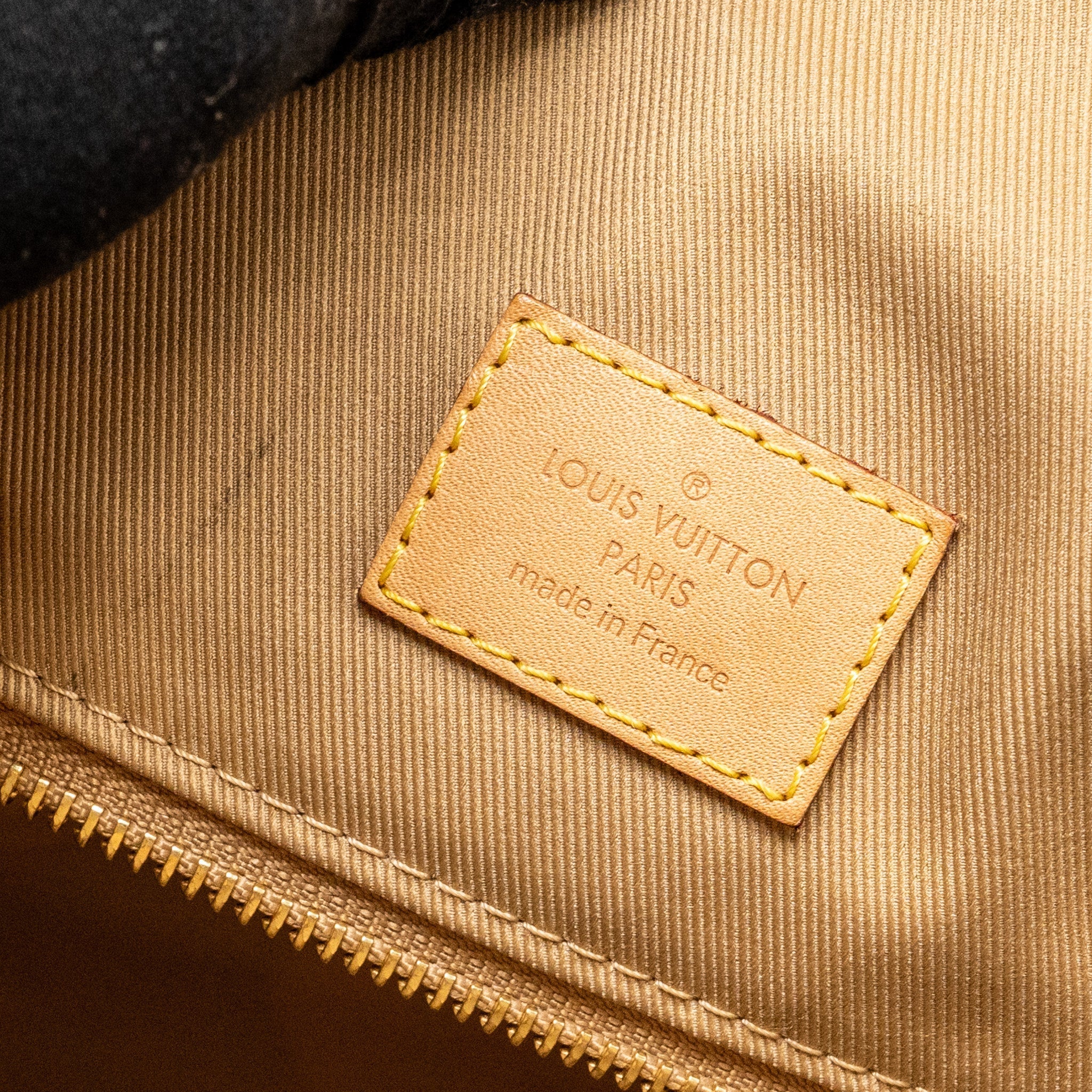 louis-vuitton-gracefull-mm-monogram-canvas-ghw