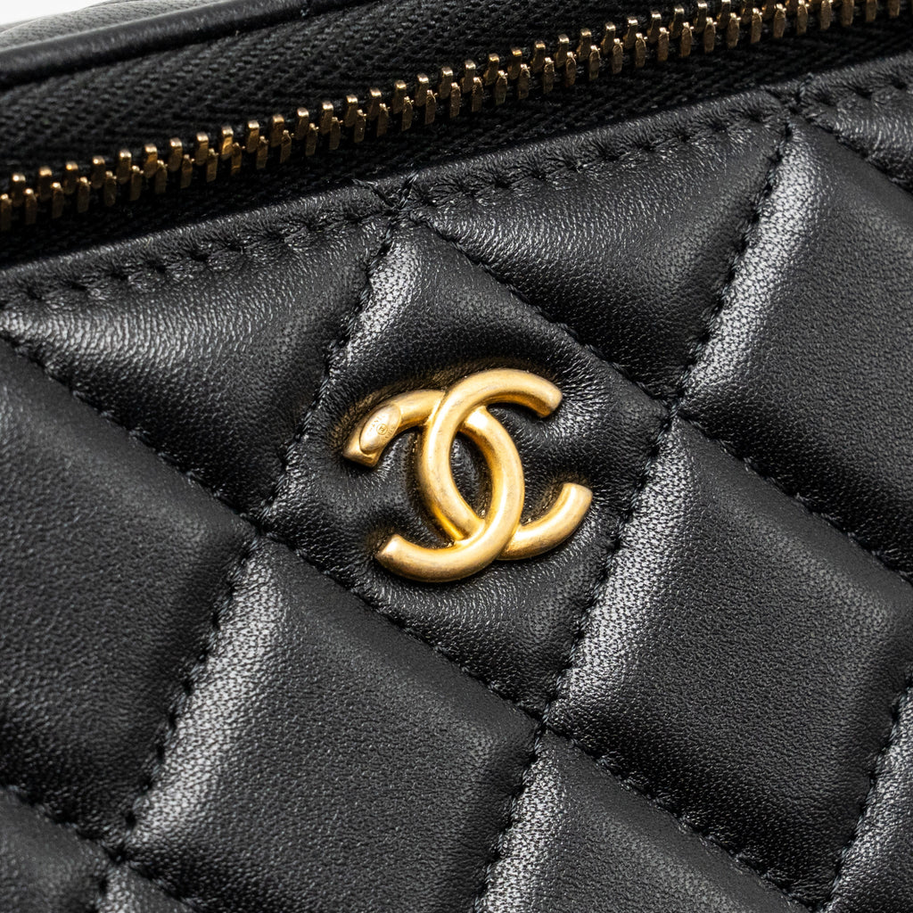 chanel-pearl-crush-long-vanity-case-lambskin-black-ghw-microchip-1