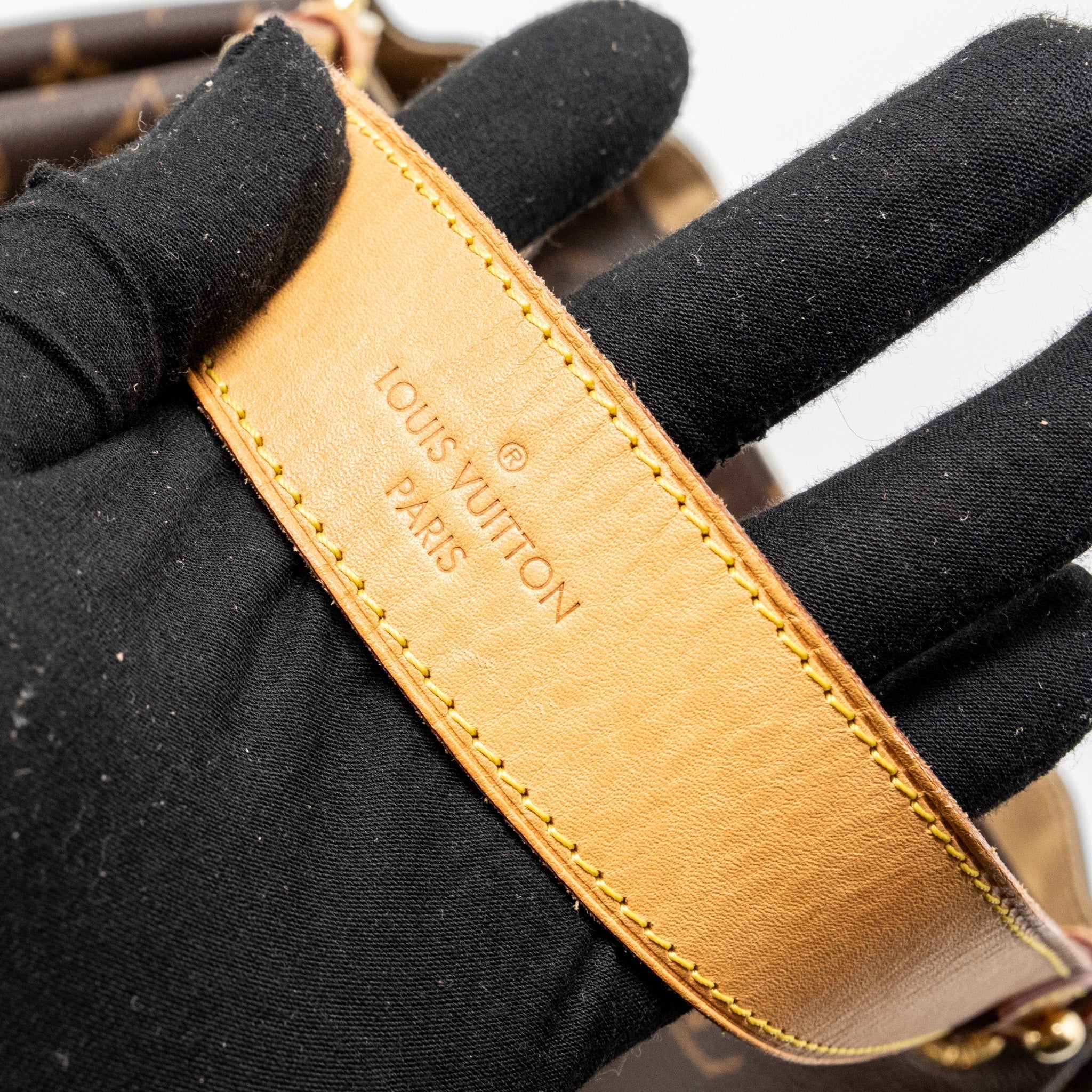 louis-vuitton-gracefull-mm-monogram-canvas-ghw
