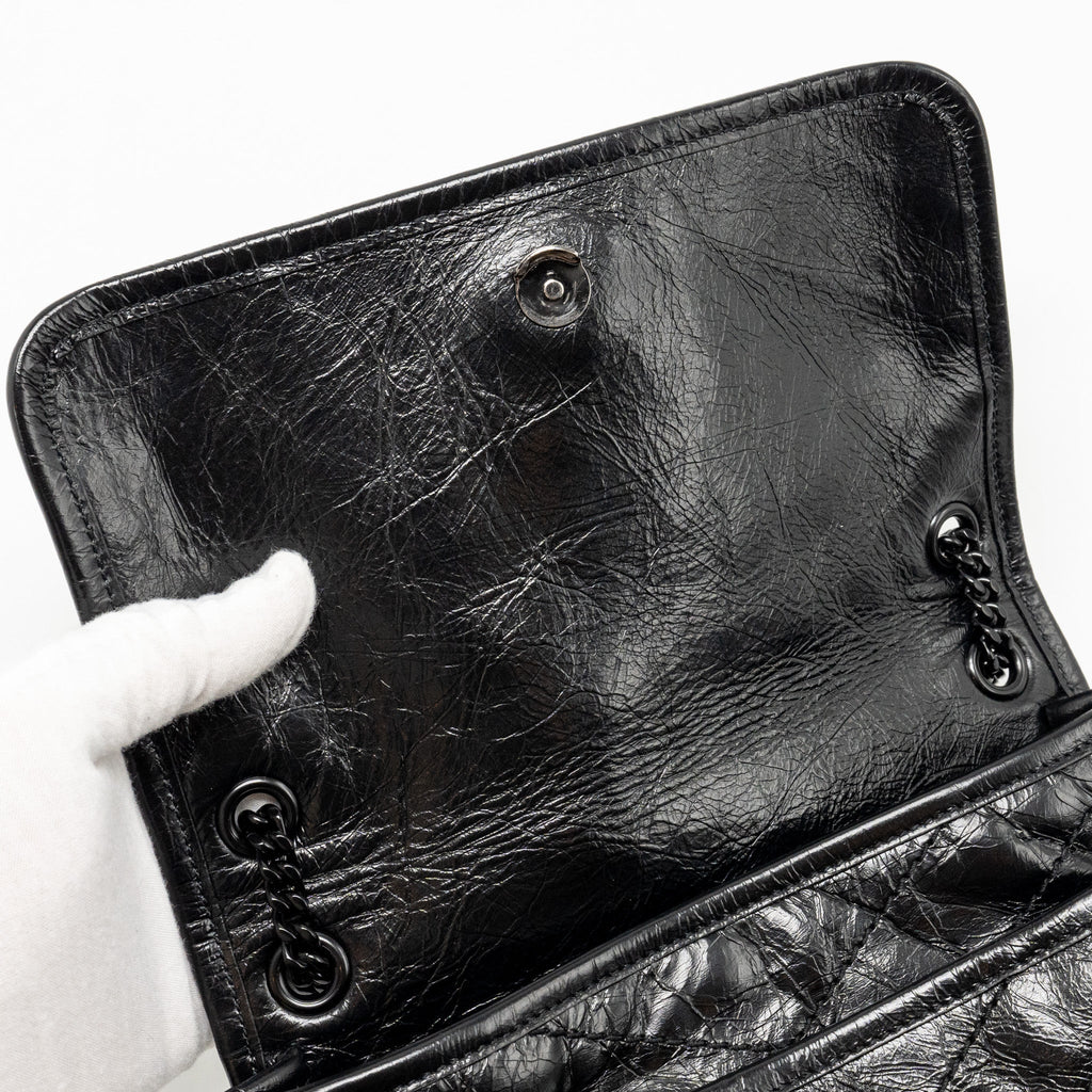 saint-laurent-ysl-baby-niki-bag-calfskin-so-black