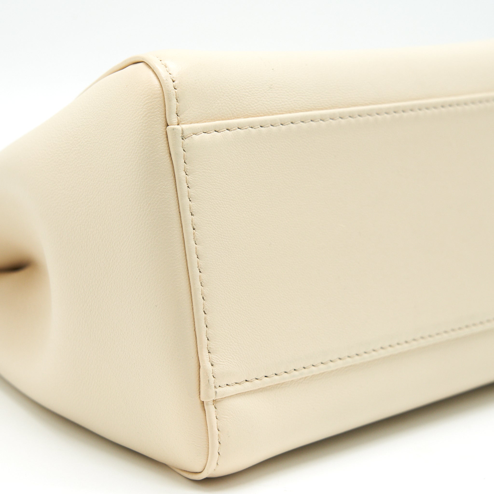 fendi-peekaboo-mini-handle-bag-lambskin-in-camelia-black