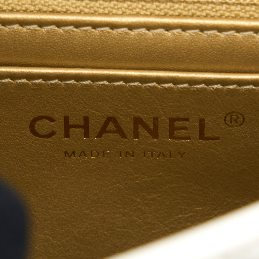 chanel-pearl-crush-mini-square-lambskin-white-brushed-ghw-microchip