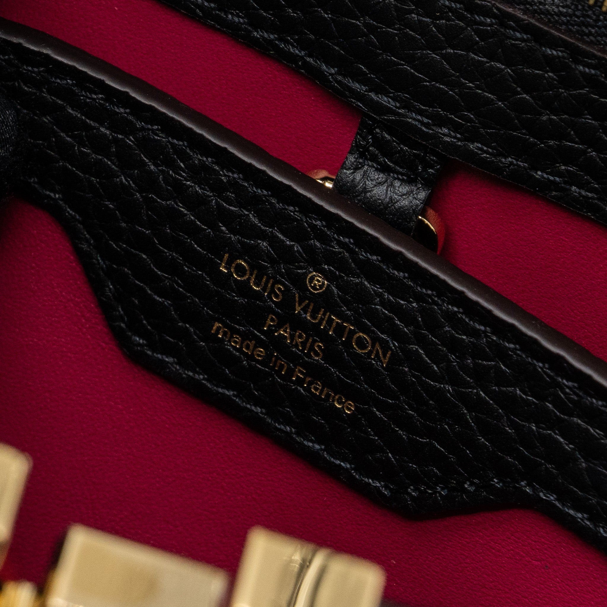 louis-vuitton-capucines-bb-taurillon-black-ghwnew-version