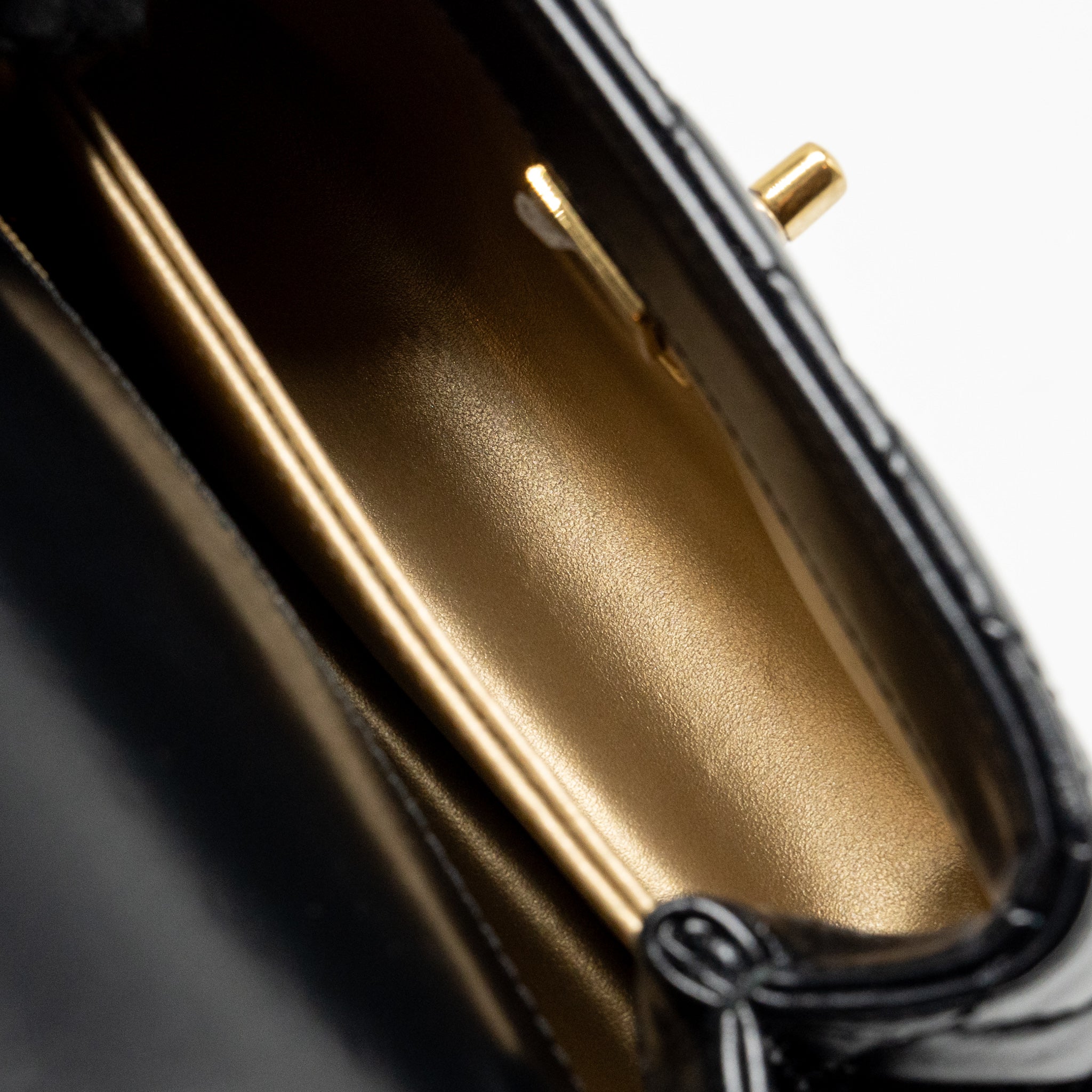 chanel-metal-top-handle-coco-handle-mini-lambskin-black-ghw-microchip