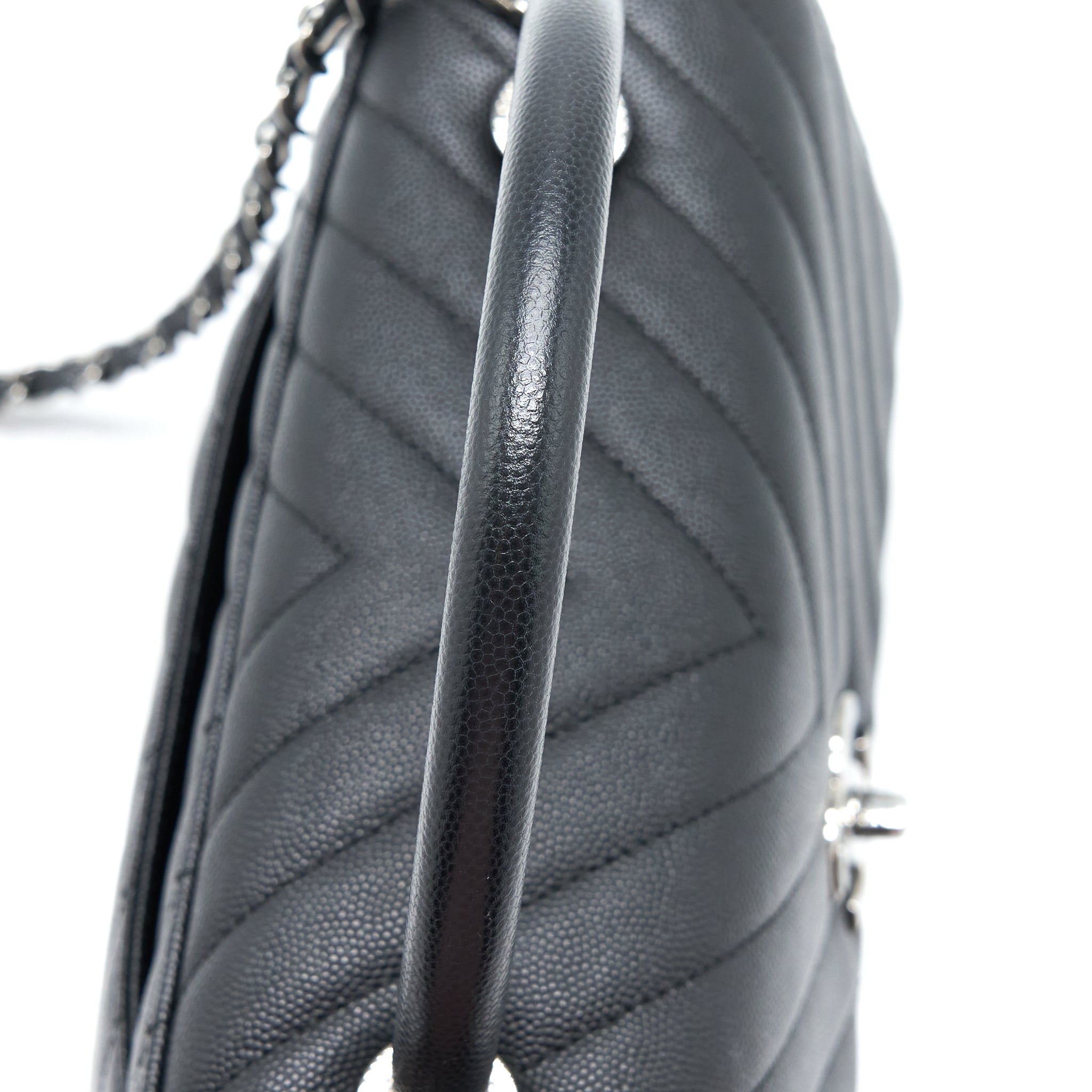 copy-of-chanel-medium-coco-handle-chevron-caviar-black-shw