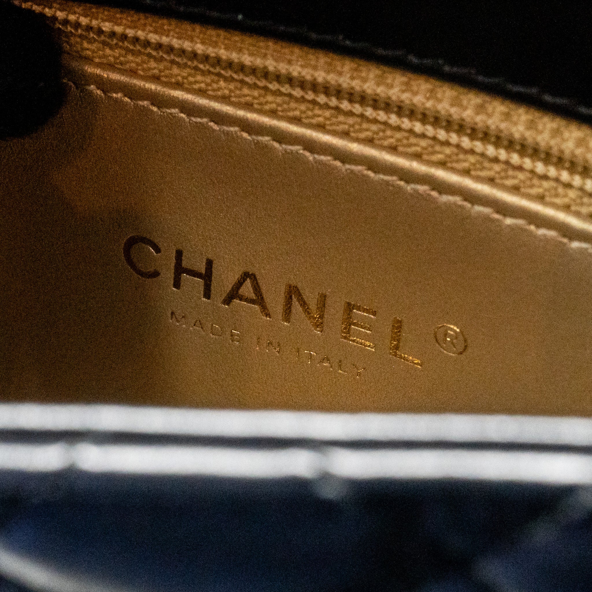 chanel-metal-top-handle-coco-handle-mini-lambskin-black-ghw-microchip