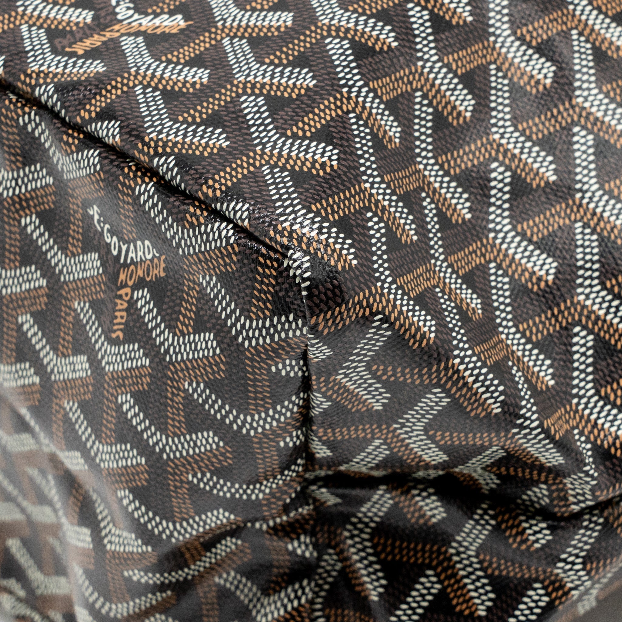 goyard-saint-louis-pm-bag-goyardine-canvas-calfskin-black-shw