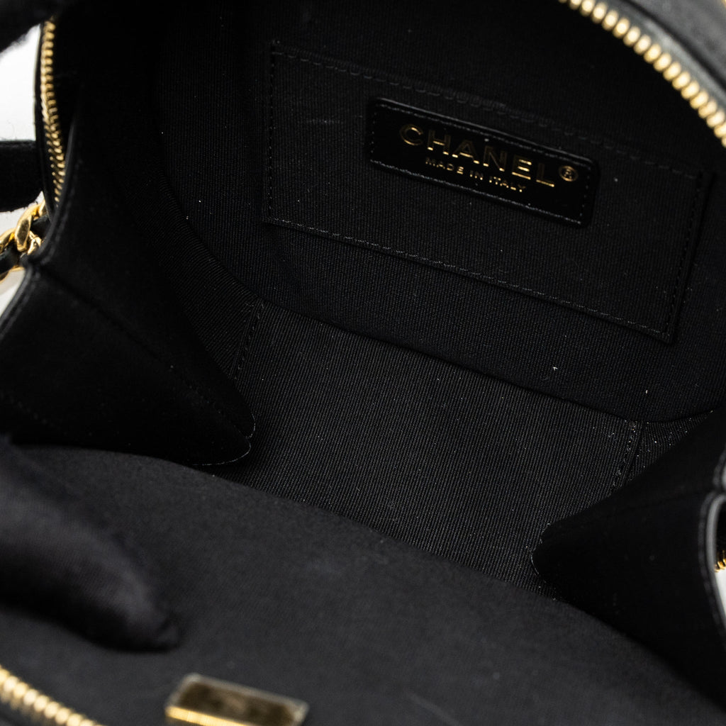 chanel-round-vanity-with-round-handle-crossbody-bag-lambskin-black-ghw-microchip