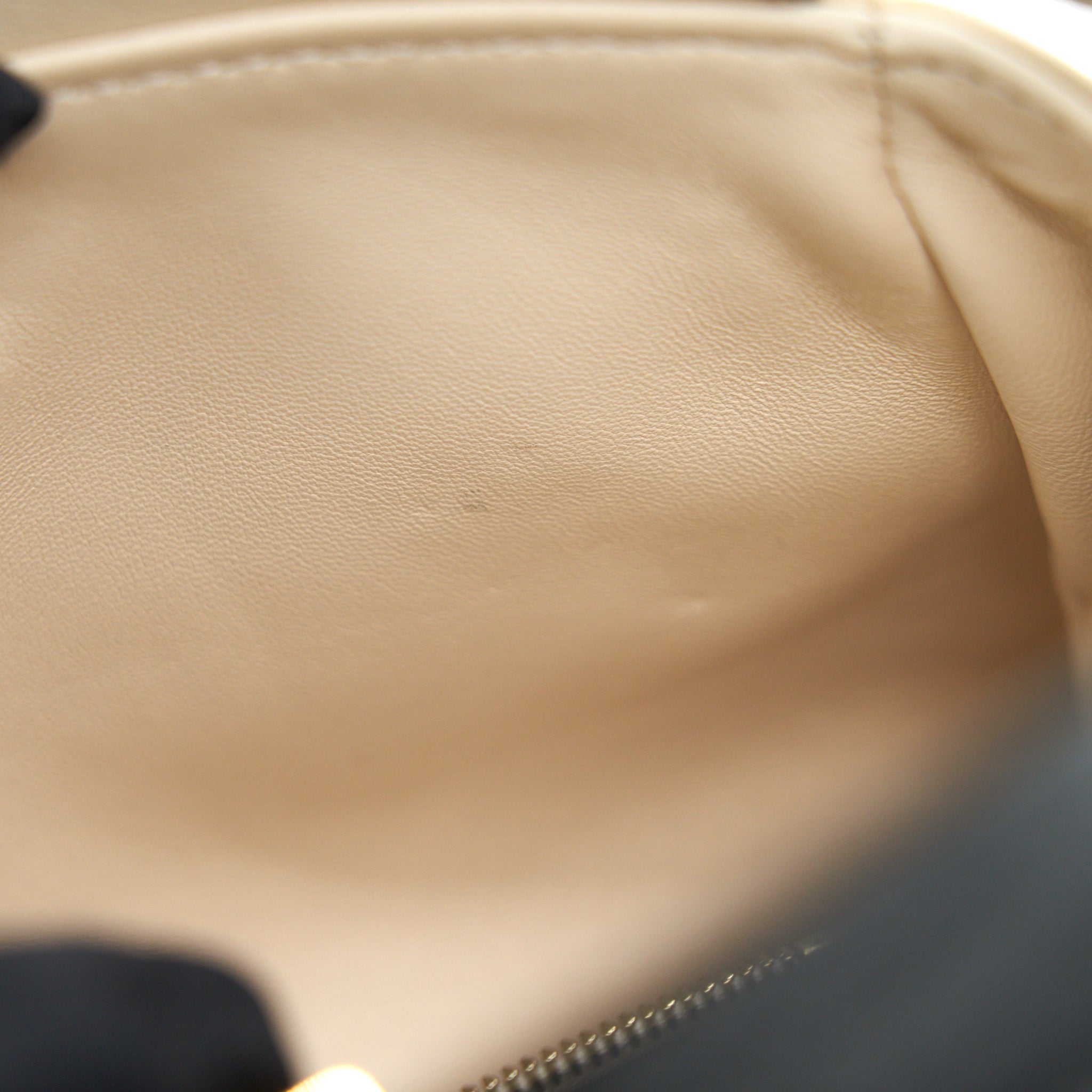 fendi-peekaboo-mini-handle-bag-lambskin-in-camelia-black