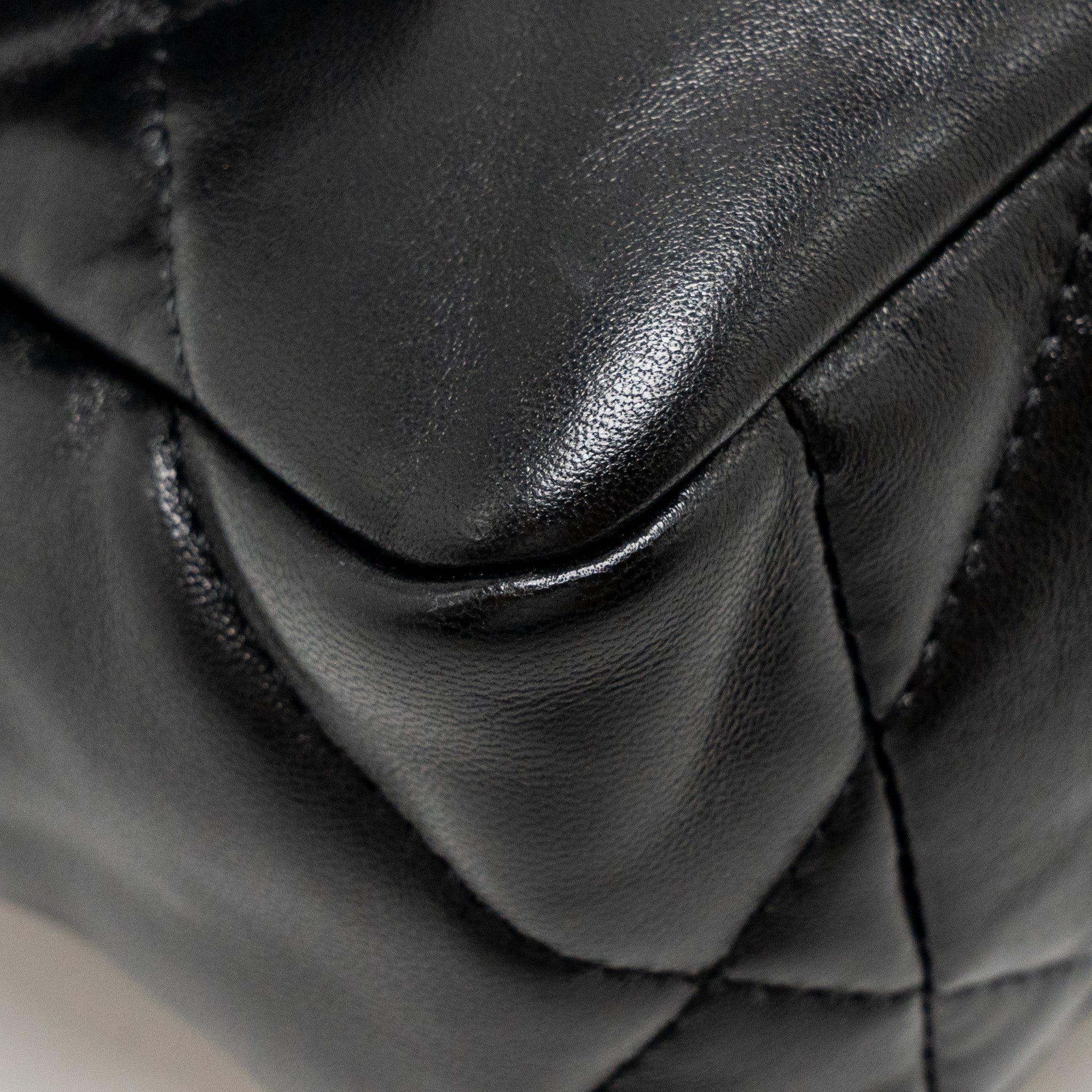 chanel-small-19-bag-lambskin-black-multicolour-hardware-microchip-7