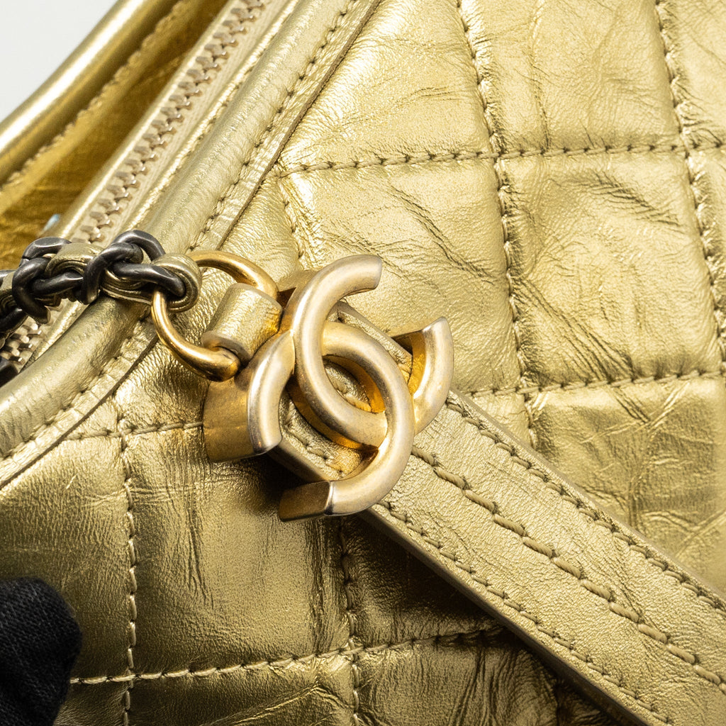 chanel-gabrielle-hobo-bag-calfskin-metallic-gold-multicolor-hardware