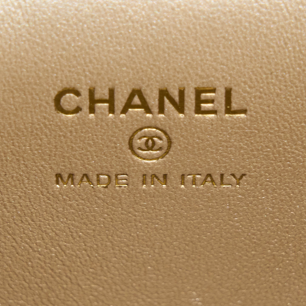 chanel-22s-top-handle-vanity-lambskin-black-lghw