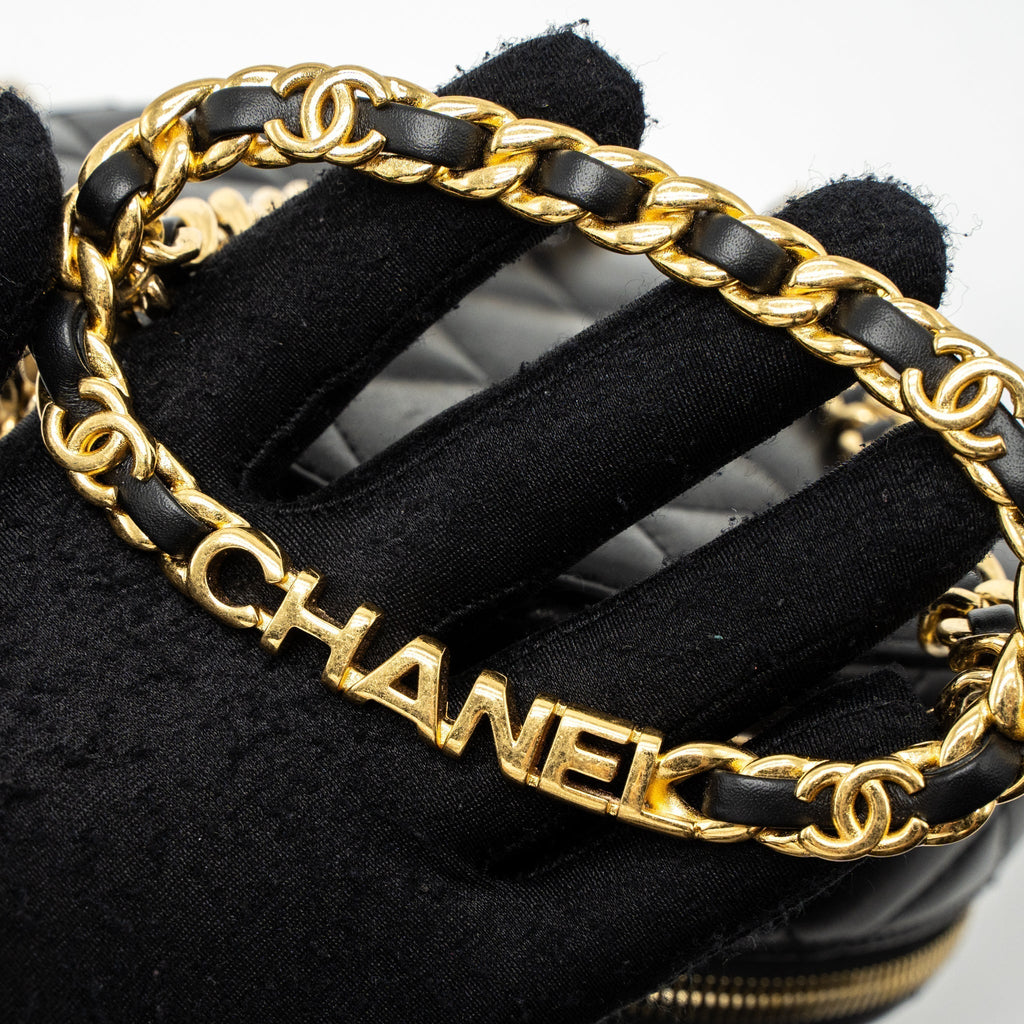 chanel-round-vanity-with-round-handle-crossbody-bag-lambskin-black-ghw-microchip