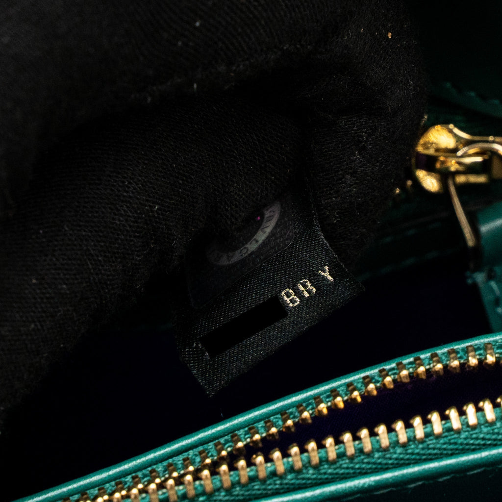 bvlgari-serpenti-forever-shoulder-bag-calfskin-green-lghw-1