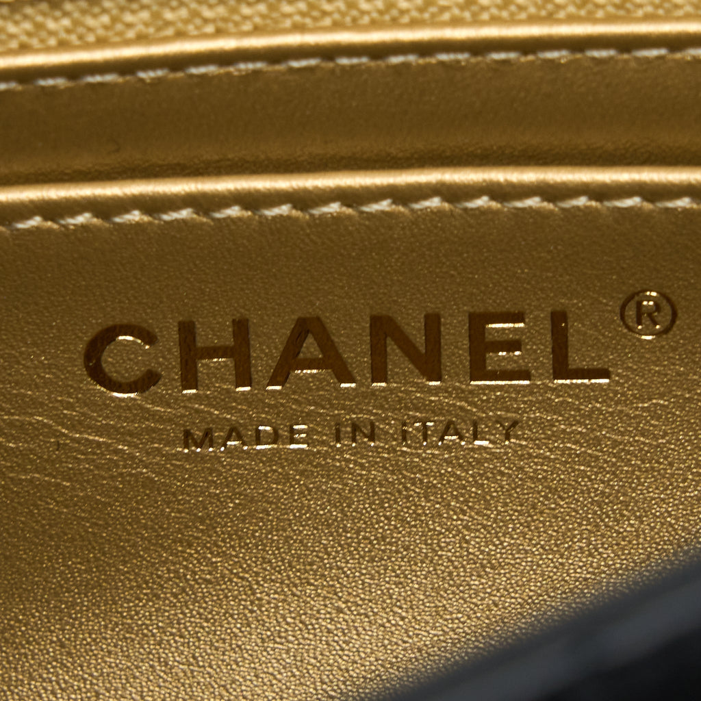 chanel-22s-pearl-crush-mini-square-flap-bag-lambskin-black-ghwmicrochip