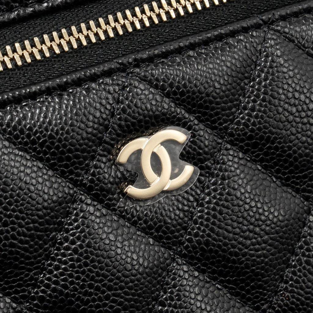 chanel-25p-cc-top-handle-vanity-with-chain-caviar-black-lghwmicrochip-1