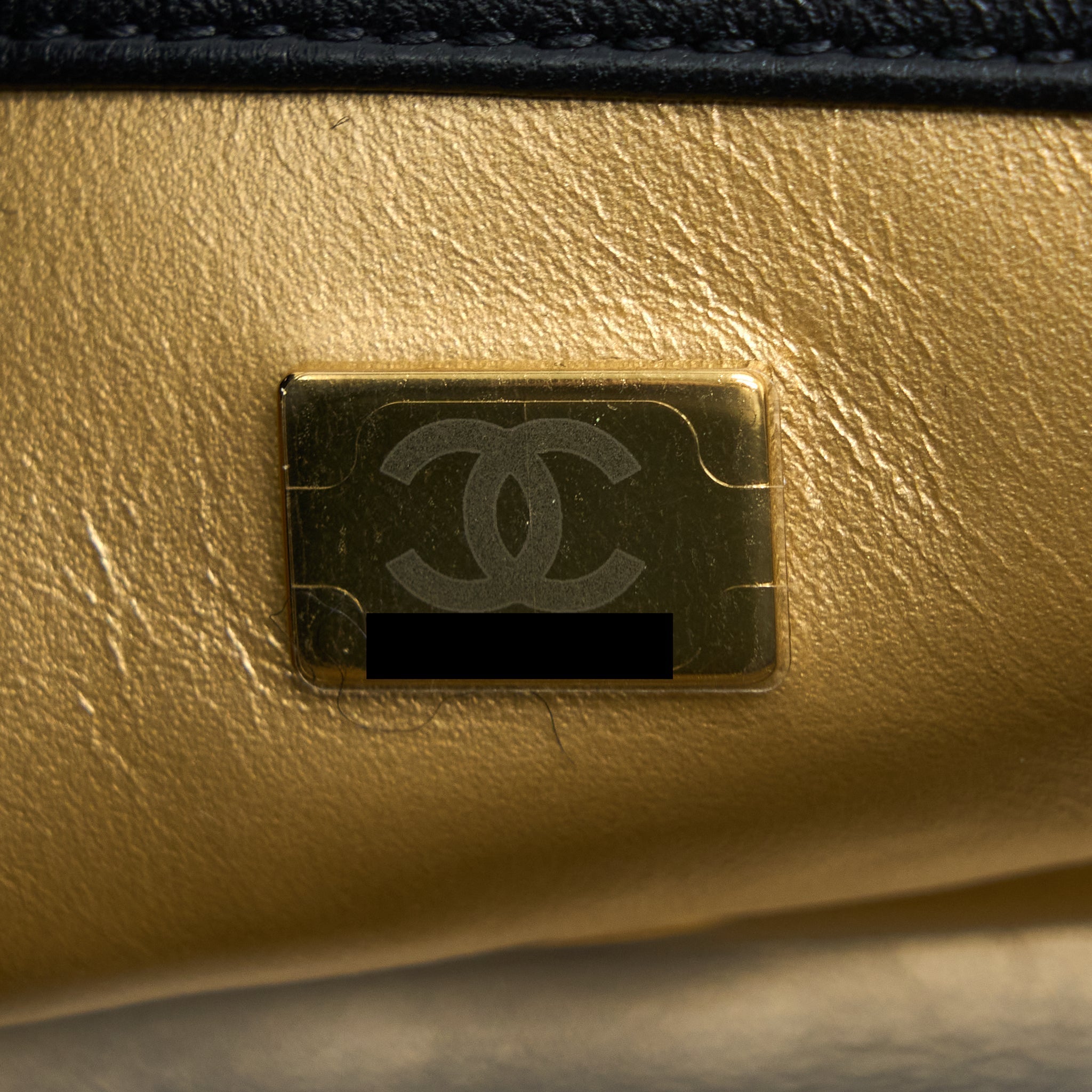 chanel-22s-pearl-crush-mini-square-flap-bag-lambskin-black-ghwmicrochip